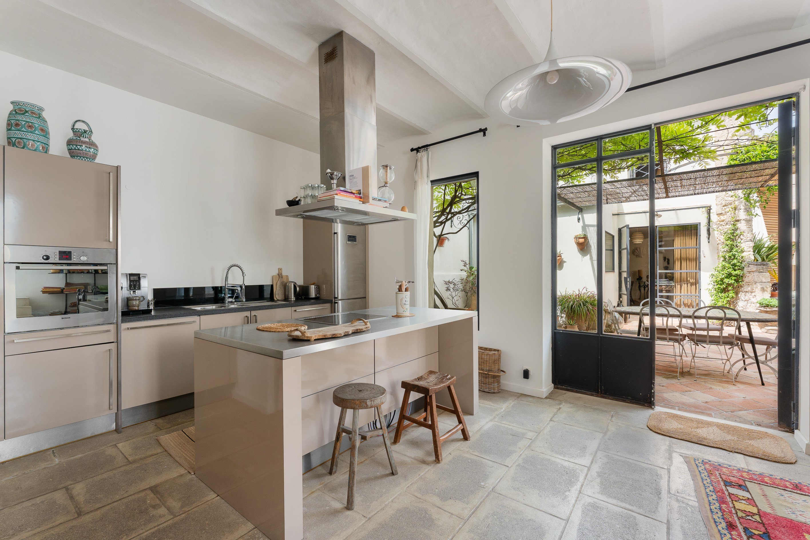  Discreet address – Elegance and serenity – 5 minutes from the beaches... - 物件實景