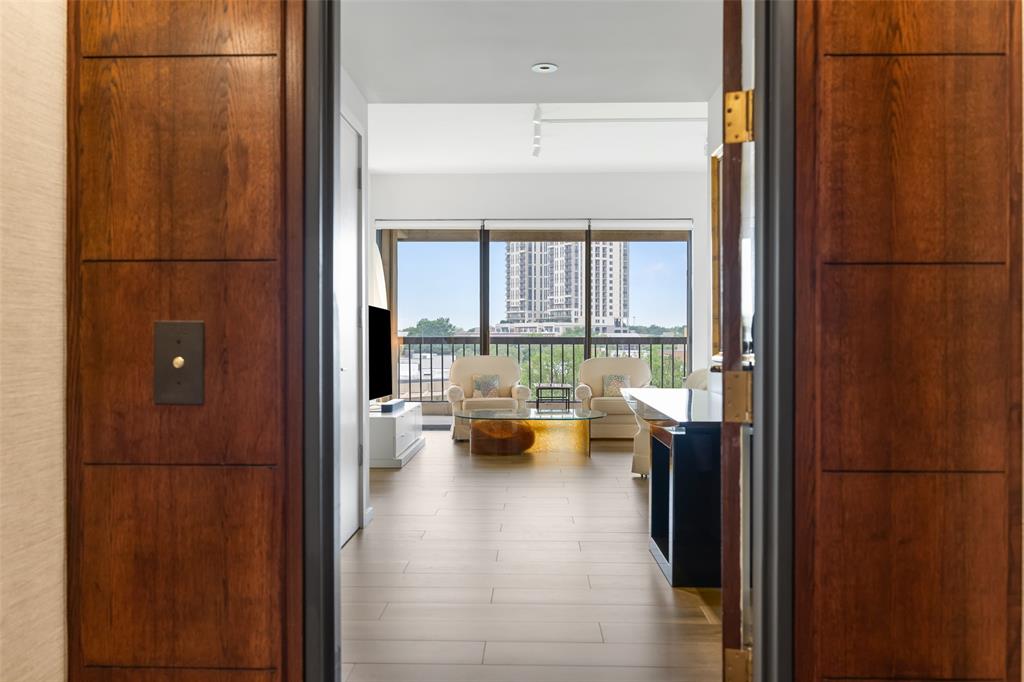 Dallas, Texas, 75219, United States, 3 Bedrooms Bedrooms, ,2 BathroomsBathrooms,Residential,For Sale,1792893