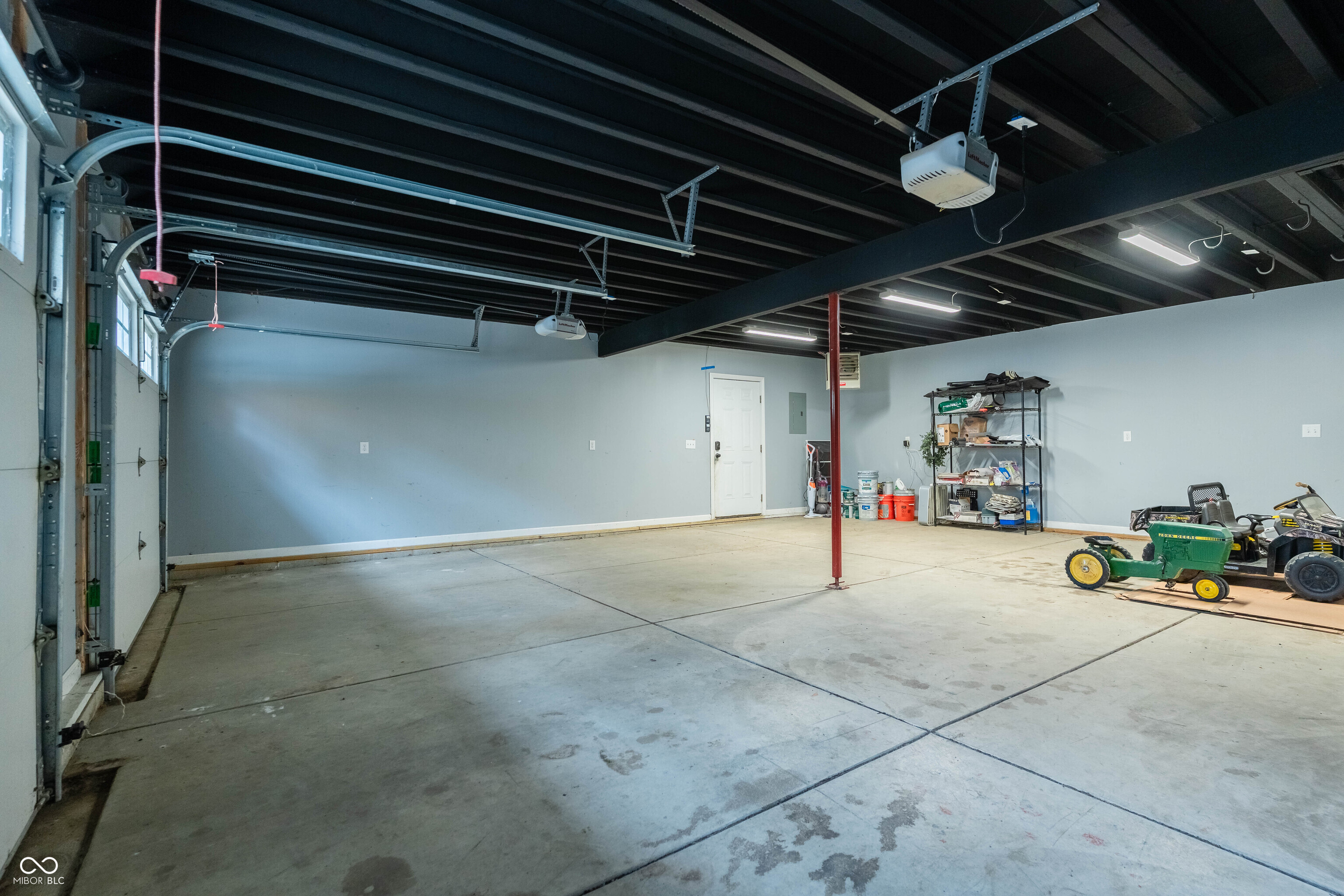 Indianapolis, Indiana, 46268, United States, 4 Bedrooms Bedrooms, ,2 BathroomsBathrooms,Residential,For Sale,1981741