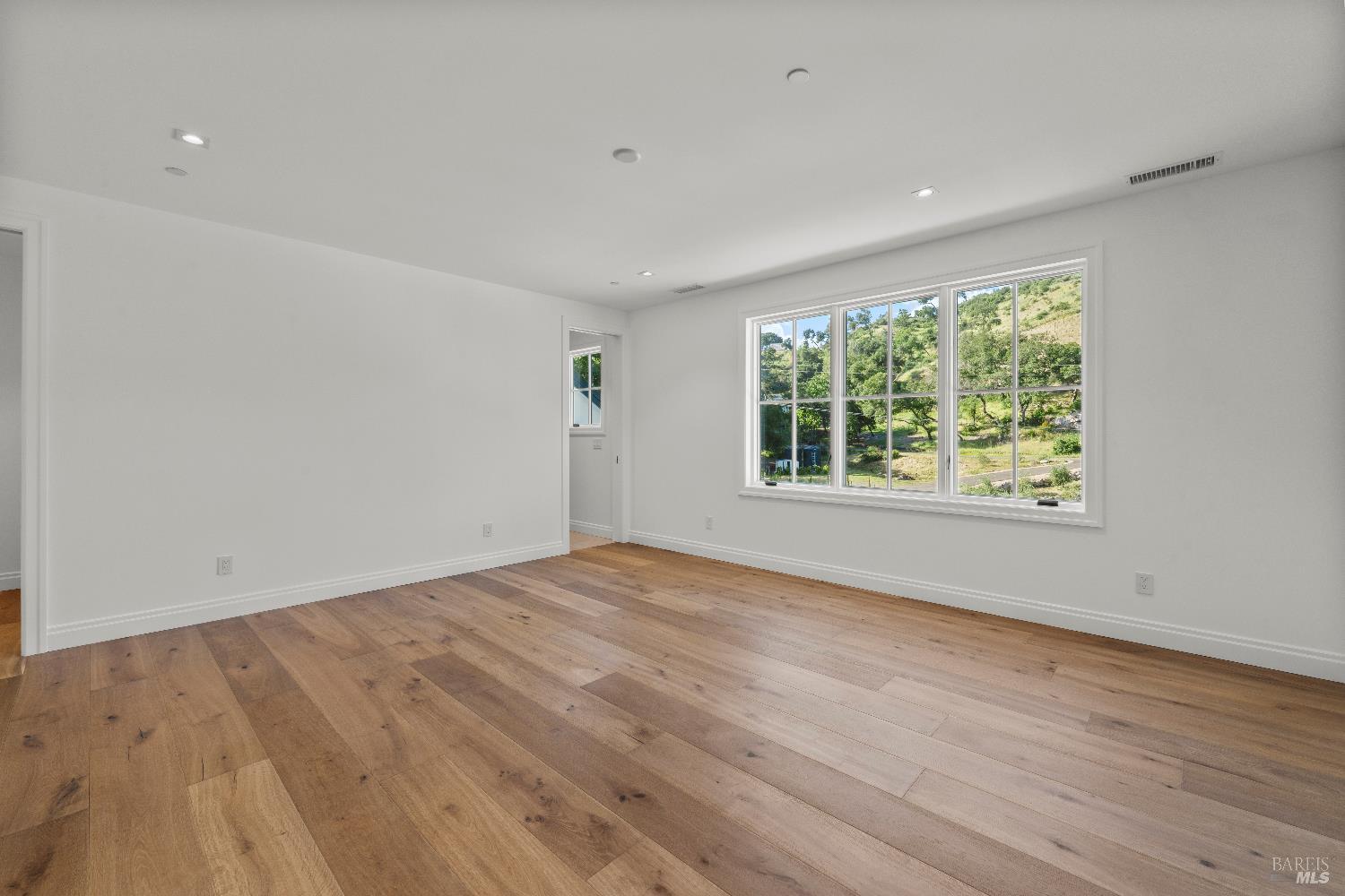St. Helena, California, 94574, United States, 4 Bedrooms Bedrooms, ,5 BathroomsBathrooms,Residential,For Sale,1942267