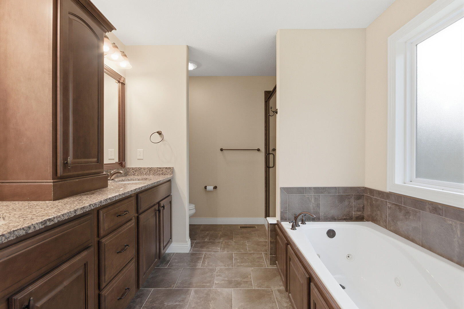 COLUMBIA, Missouri, 65203, United States, 5 Bedrooms Bedrooms, ,3 BathroomsBathrooms,Residential,For Sale,2023724