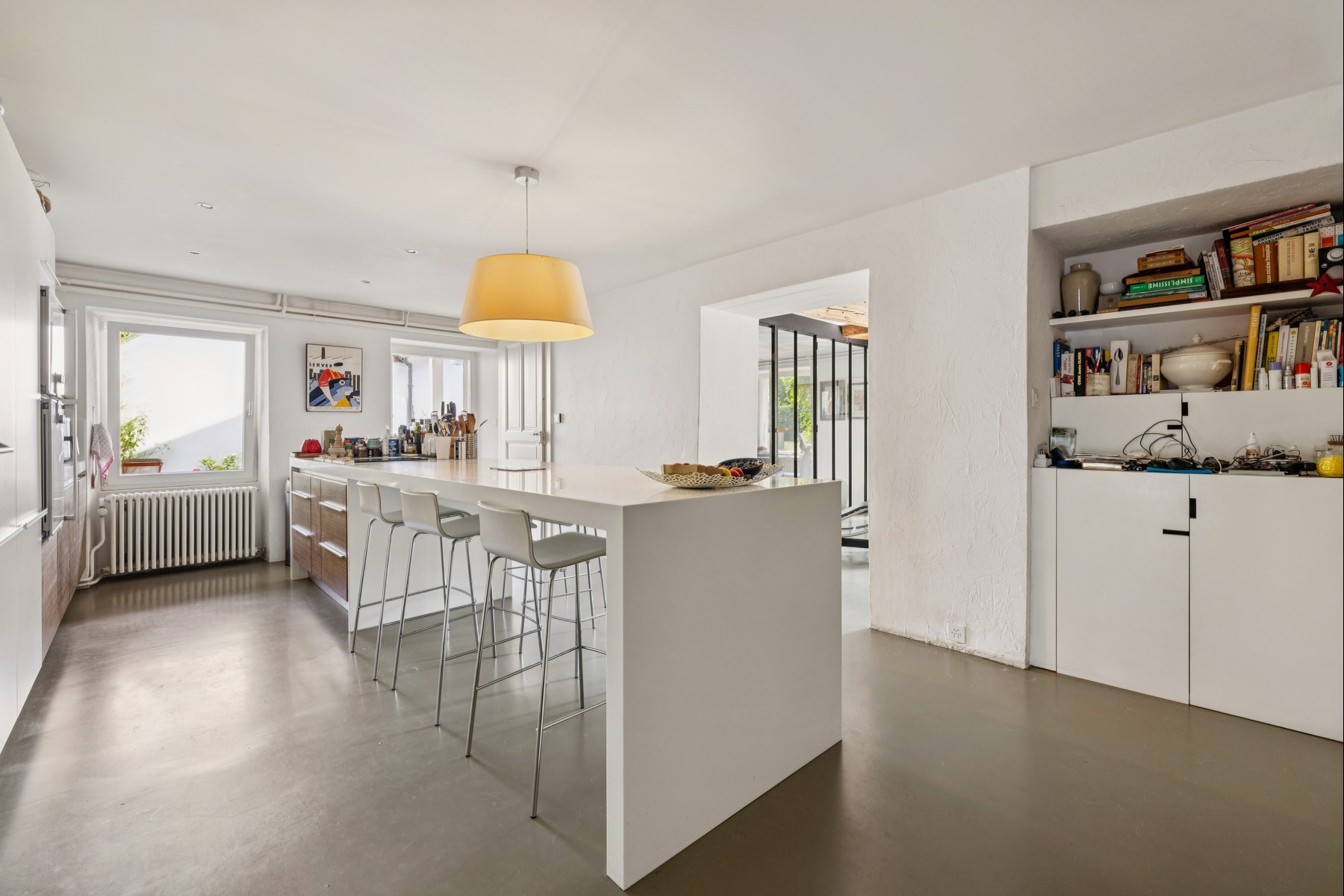  Charming home with a pool and investment potential - 物件實景