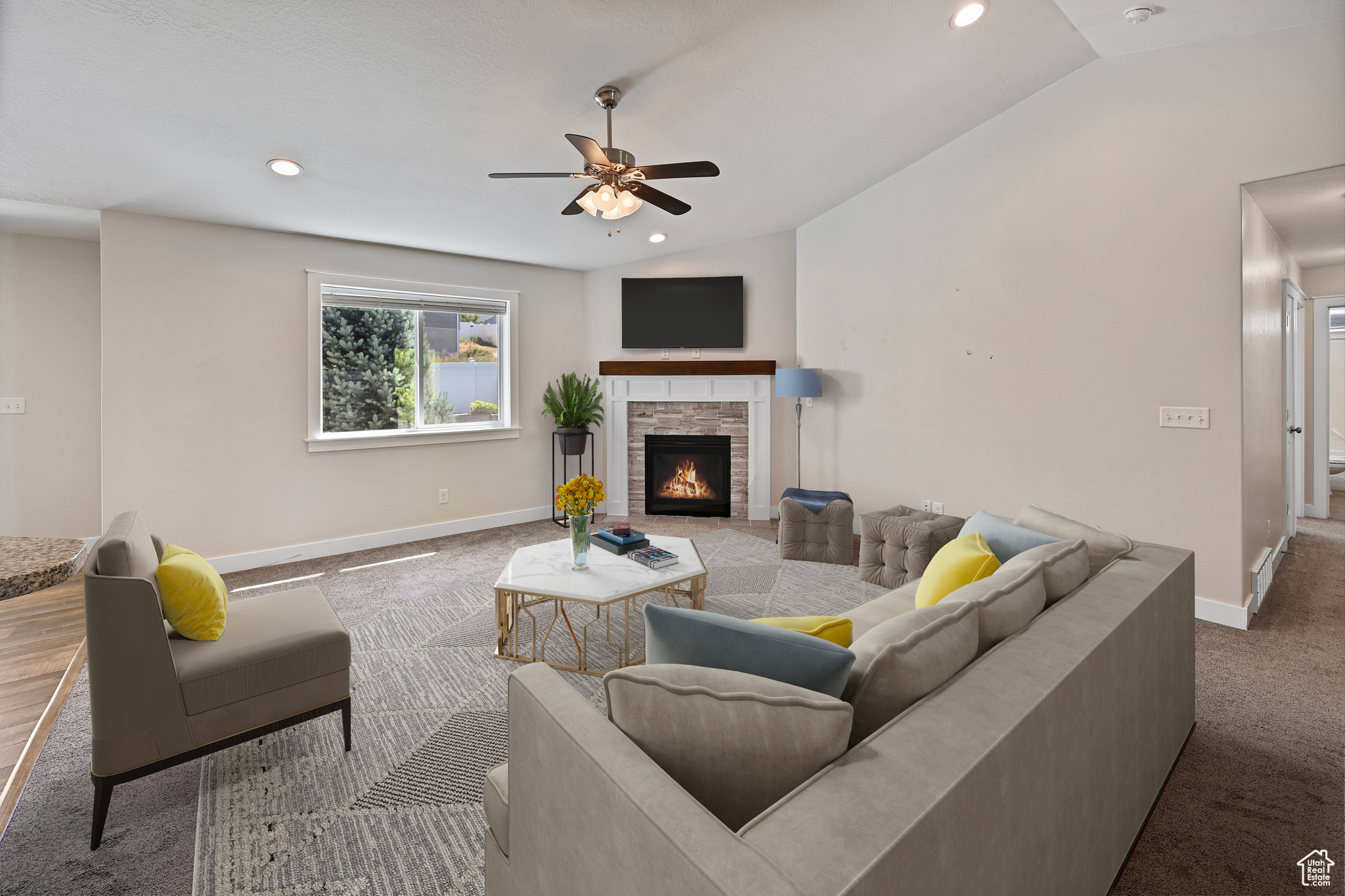 Richmond, Utah, 84333, United States, 2 Bedrooms Bedrooms, ,3 BathroomsBathrooms,Residential,For Sale,1979865