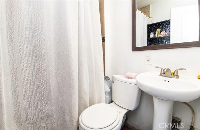 Los Angeles, California, 90001, United States, ,Residential,For Sale,2010027