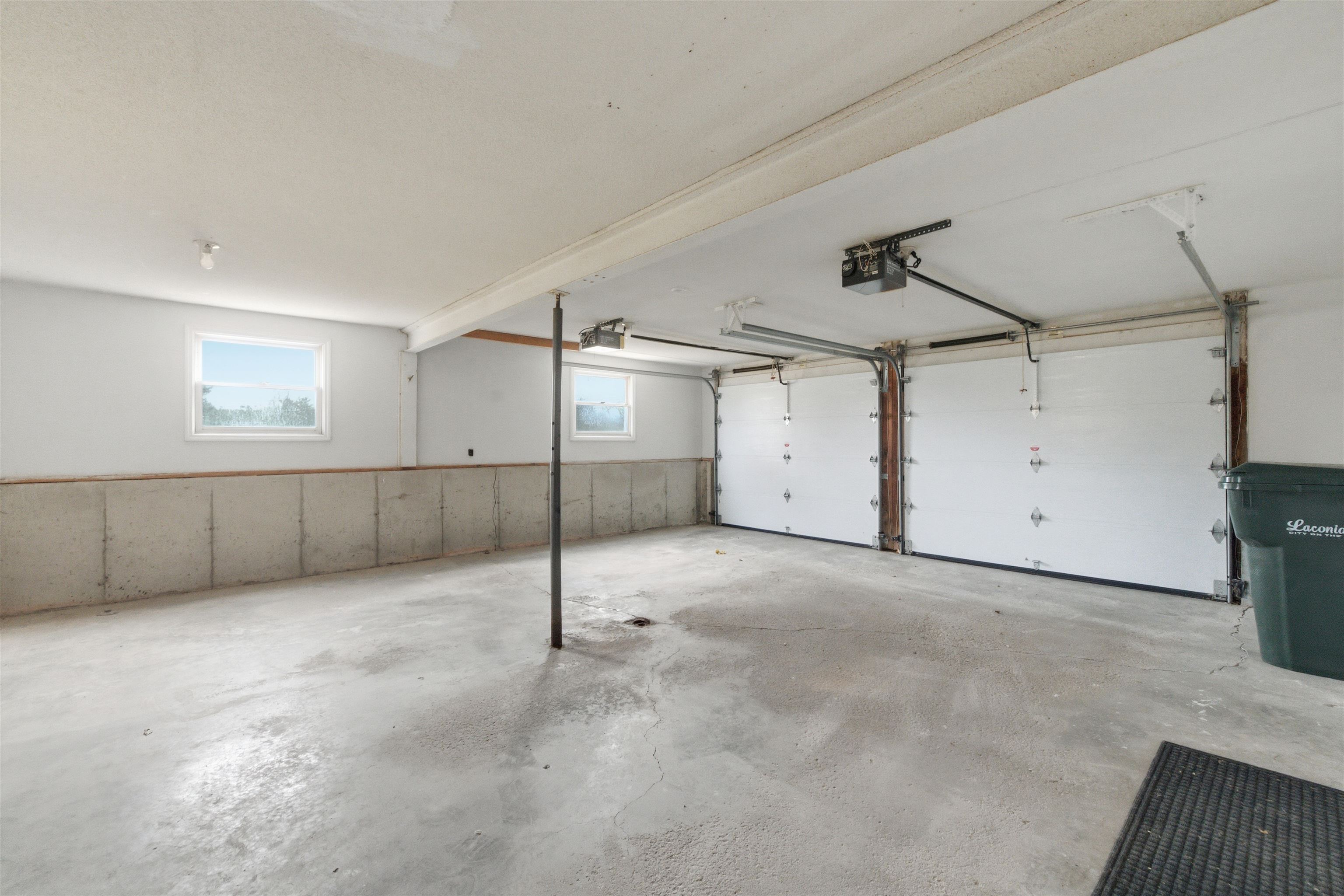 Laconia, New Hampshire, 03246, United States, 3 Bedrooms Bedrooms, ,Residential,For Sale,1991727