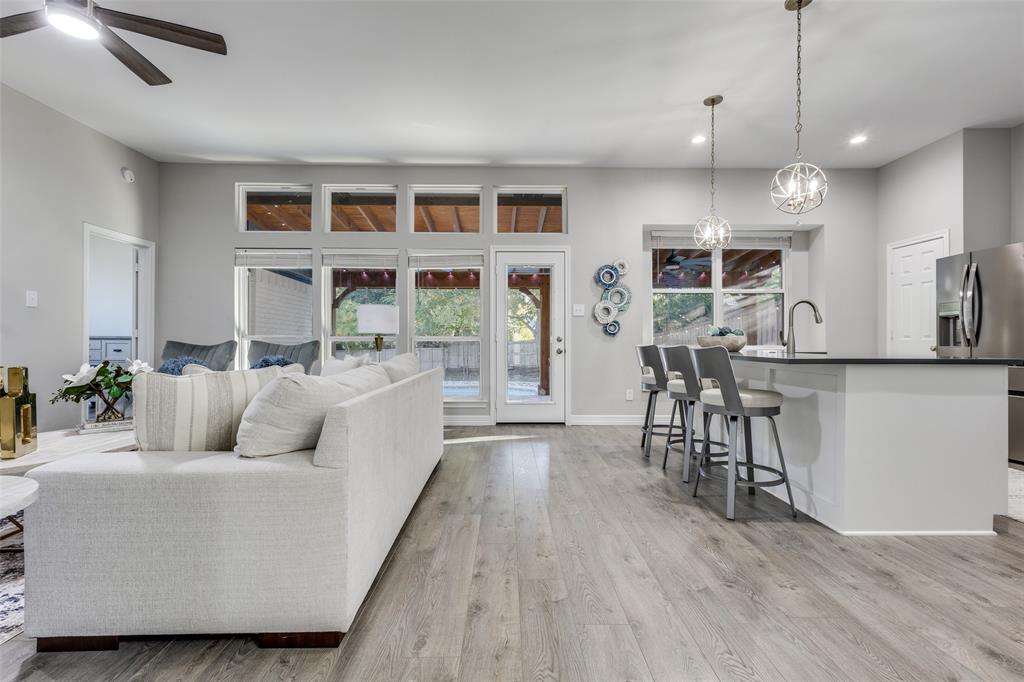 Flower Mound, Texas, 75028, United States, 4 Bedrooms Bedrooms, ,2 BathroomsBathrooms,Residential,For Sale,1902144