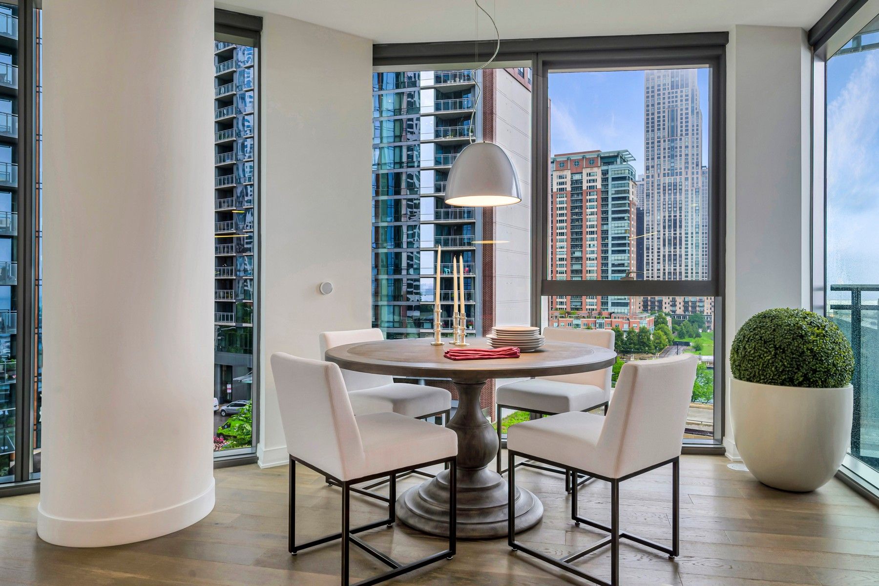  Experience Luxury Resort-Style Lakefront Living at Cirrus - 物件實景