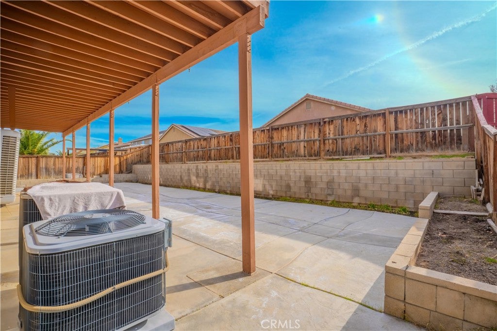 Victorville, California, 92394, United States, 5 Bedrooms Bedrooms, ,3 BathroomsBathrooms,Residential,For Sale,2005536