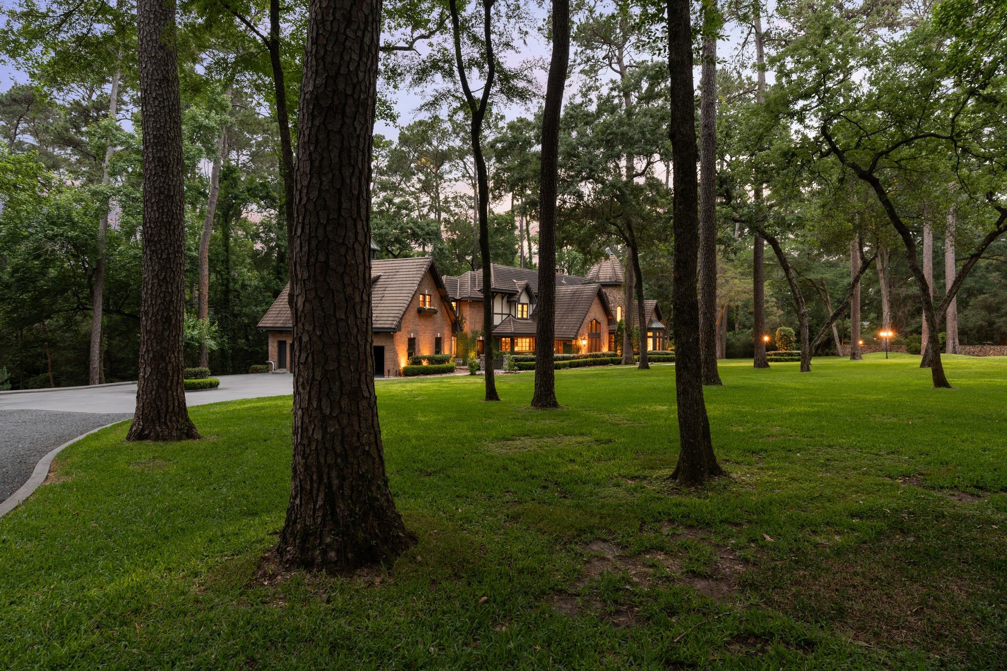  23227 Brownwood Lane - 物件實景