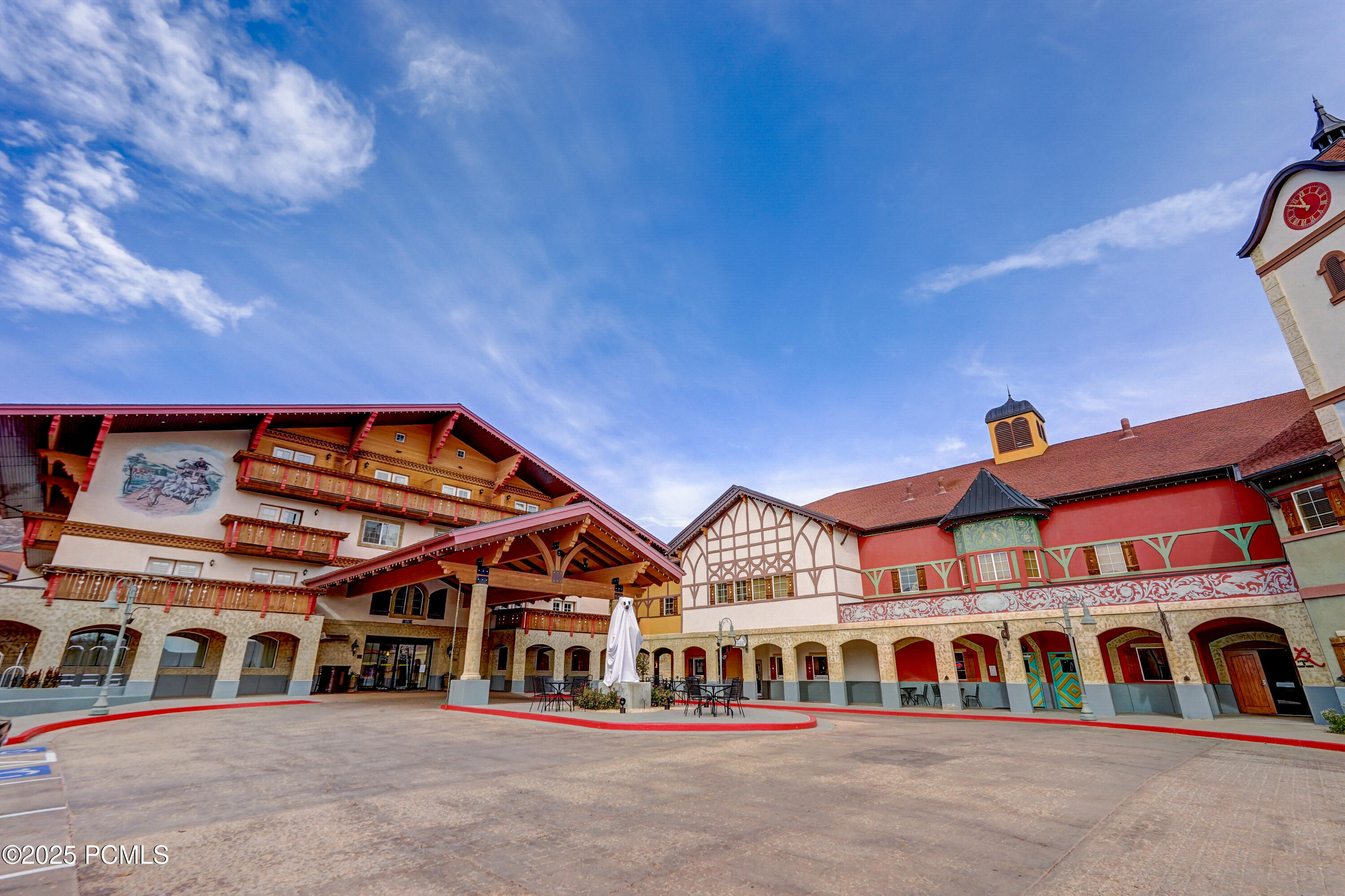 Midway, Utah, 84049, United States, 3 Bedrooms Bedrooms, ,3 BathroomsBathrooms,Residential,For Sale,1826612