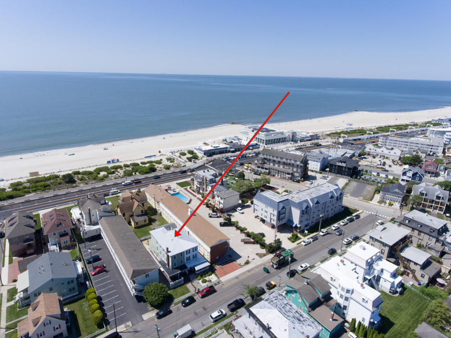 Cape May, New Jersey, 08204, United States, 6 Bedrooms Bedrooms, ,6 BathroomsBathrooms,Residential,For Sale,2006097