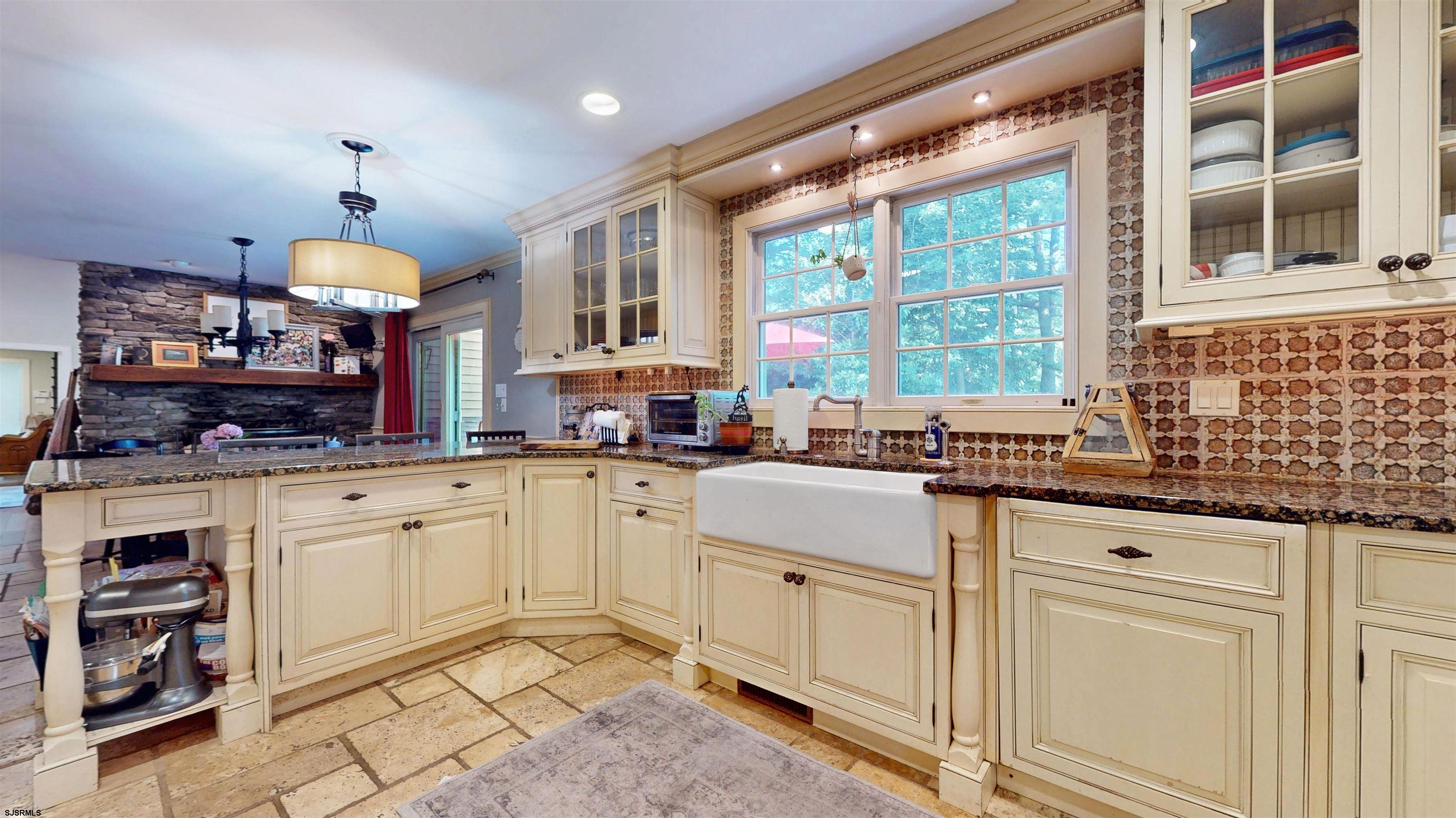 Linwood, New Jersey, 08221, United States, 6 Bedrooms Bedrooms, ,5 BathroomsBathrooms,Residential,For Sale,1975811