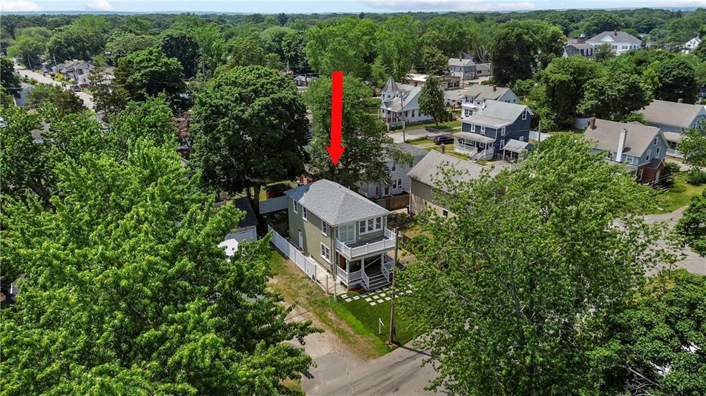 Warwick, Rhode Island, 02889, United States, 3 Bedrooms Bedrooms, ,2 BathroomsBathrooms,Residential,For Sale,1937520