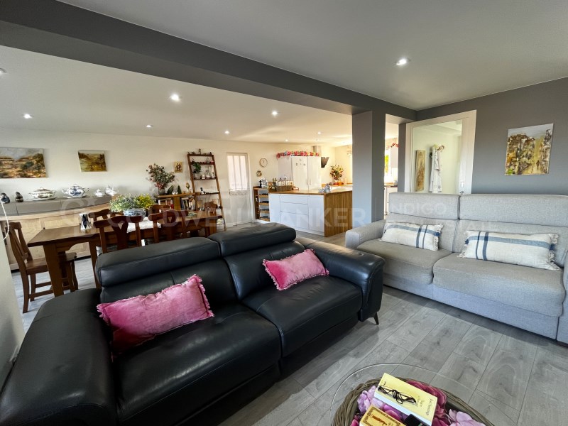 Pontevedra, Vigo, Comesa?a - Matam?, Matam? Pontev, Vigo, Galicia, ES, 4 Bedrooms Bedrooms, ,3 BathroomsBathrooms,Residential,For Sale,Pontevedra, Vigo, Comesa?a - Matam?, Matam? Pontev,1599052