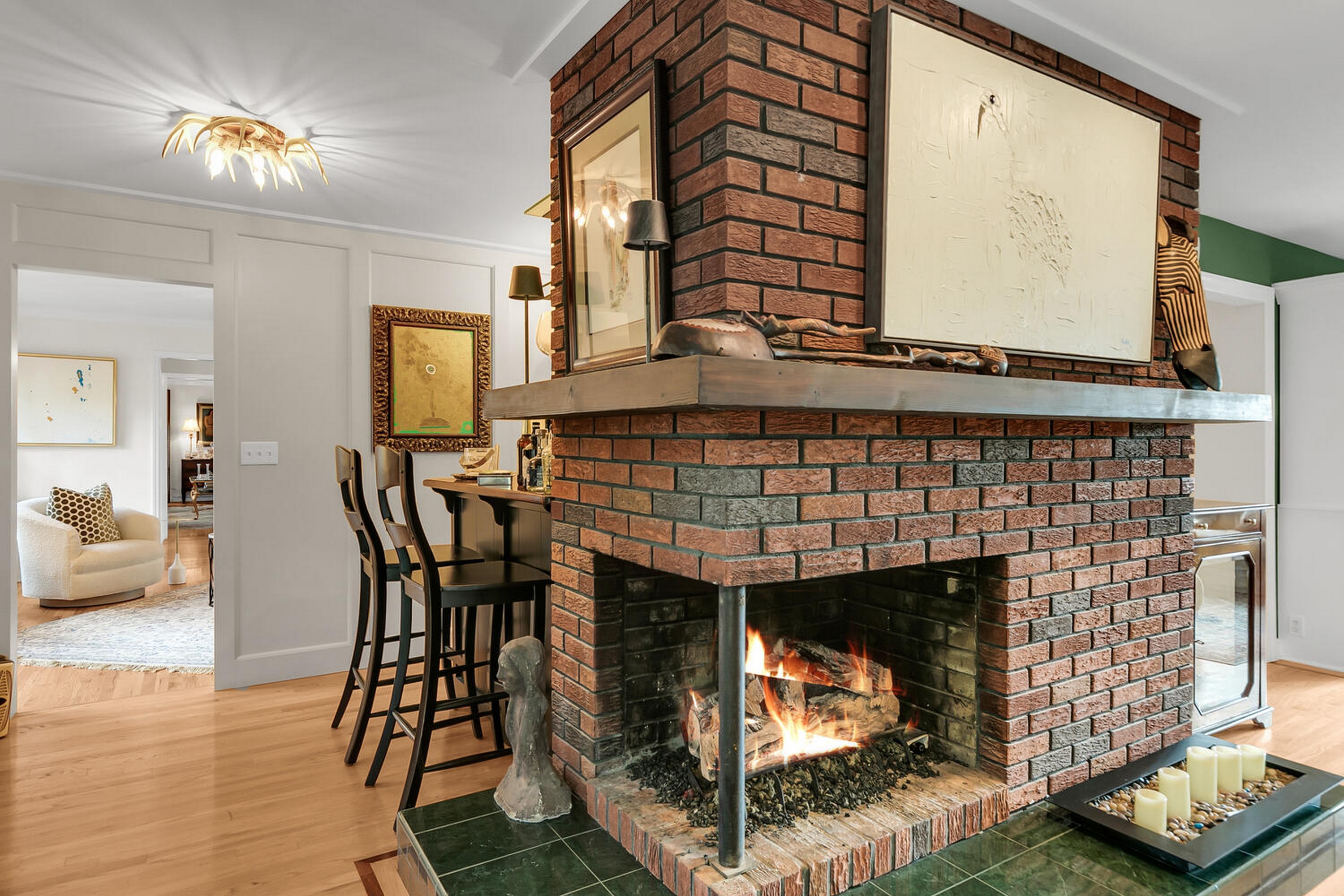  16 Mulberry Lane - 物件實景