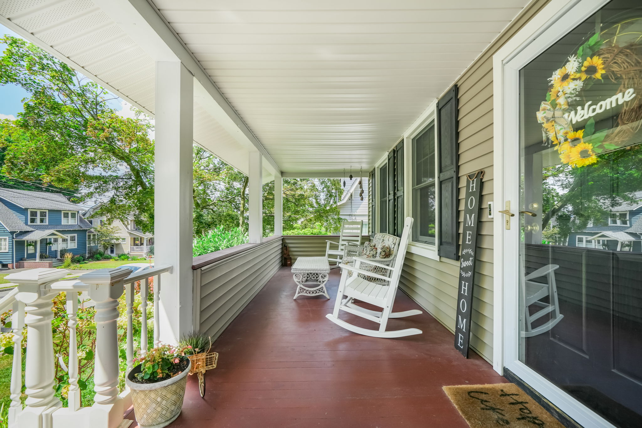 Midland Park, New Jersey, 07432, United States, 4 Bedrooms Bedrooms, ,4 BathroomsBathrooms,Residential,For Sale,1975640