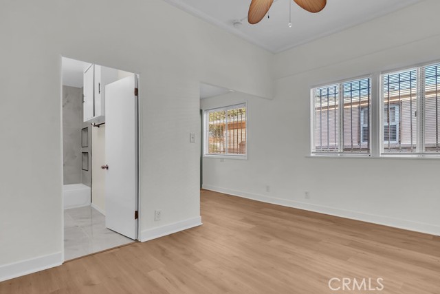 Los Angeles, California, 90044, United States, 4 Bedrooms Bedrooms, ,Residential,For Sale,2040182