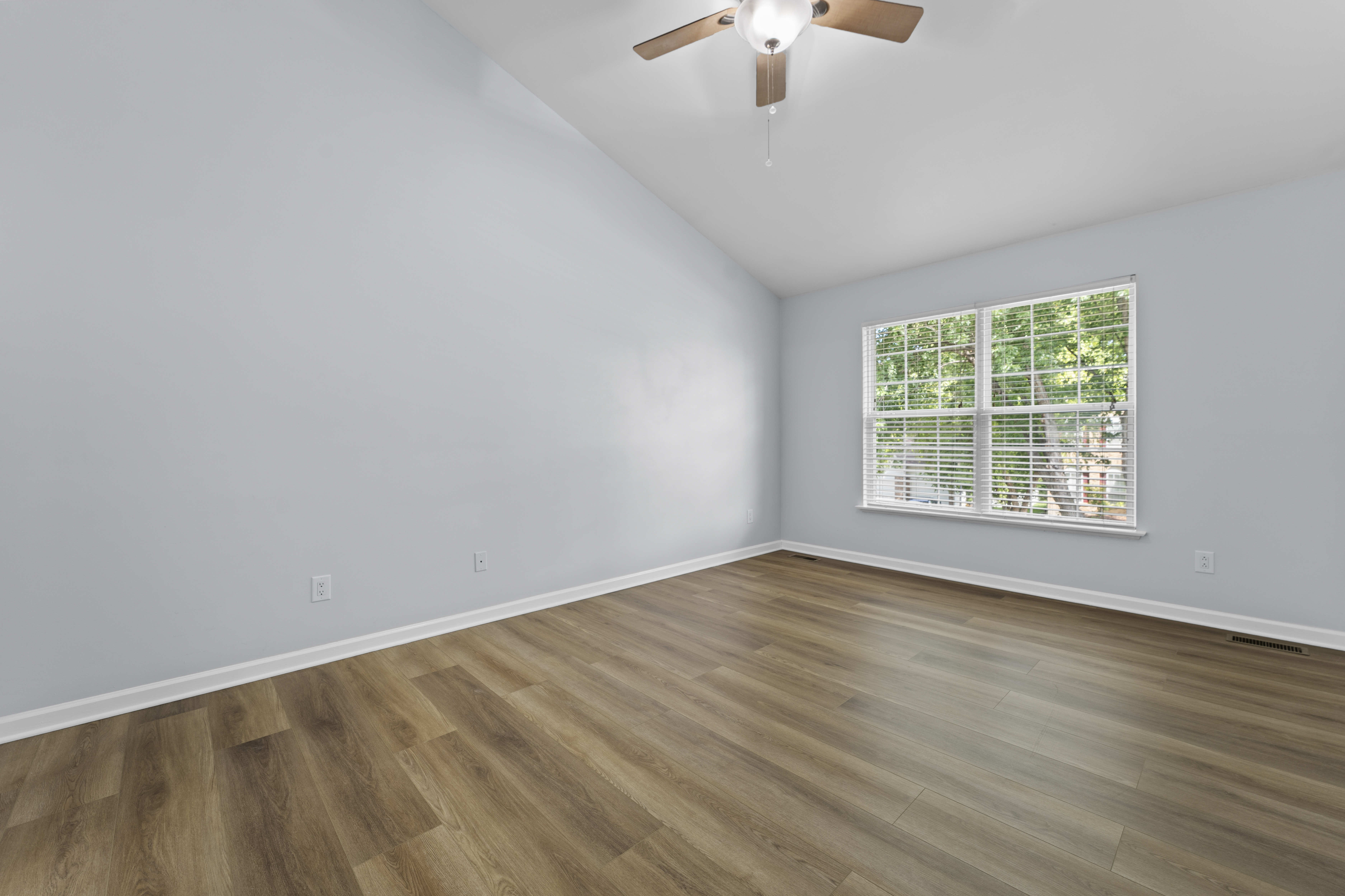  Beautifully maintained 2-story home. - 物件實景