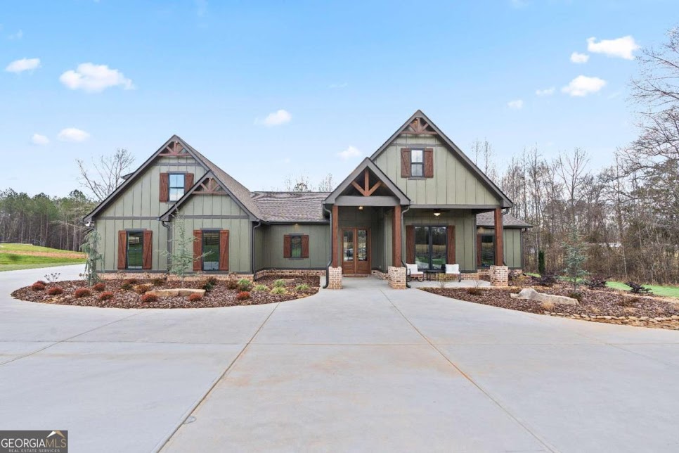 Carrollton, Georgia, 30116, United States, 5 Bedrooms Bedrooms, ,4 BathroomsBathrooms,Residential,For Sale,1909429