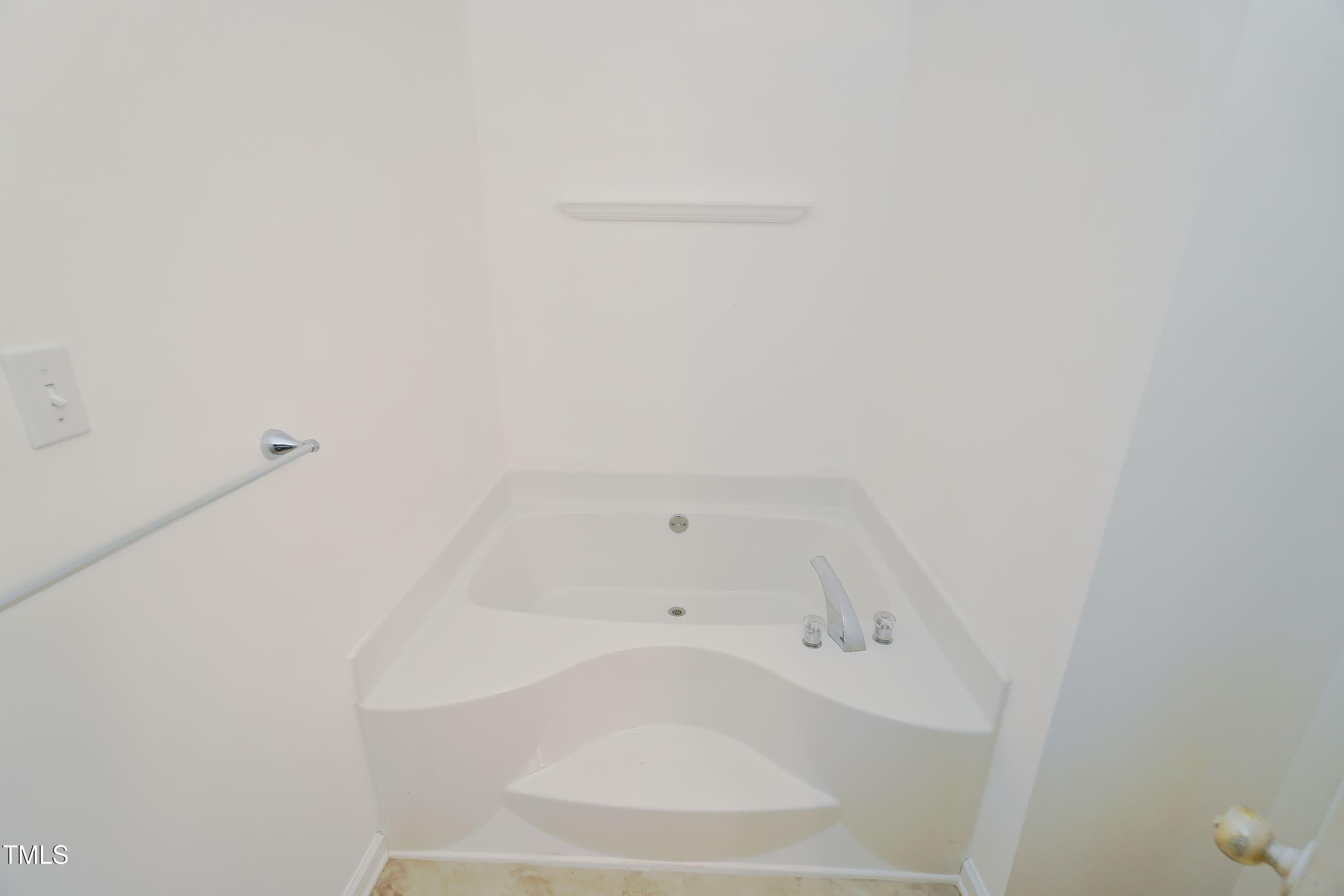 Hillsborough, North Carolina, 27278, United States, 3 Bedrooms Bedrooms, ,3 BathroomsBathrooms,Residential,For Sale,1902432
