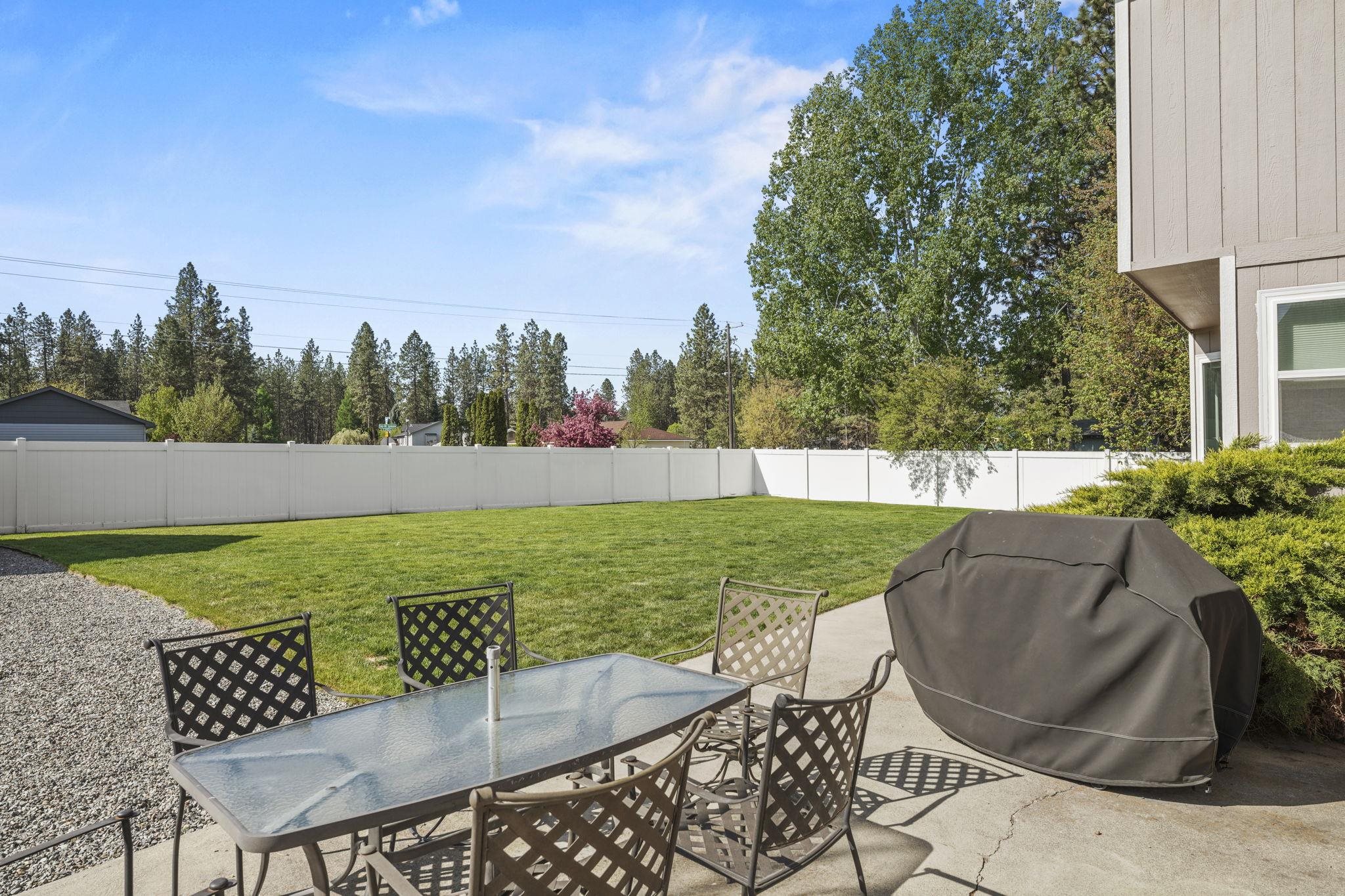 Mead, Washington, 99021, United States, 4 Bedrooms Bedrooms, ,4 BathroomsBathrooms,Residential,For Sale,1955187