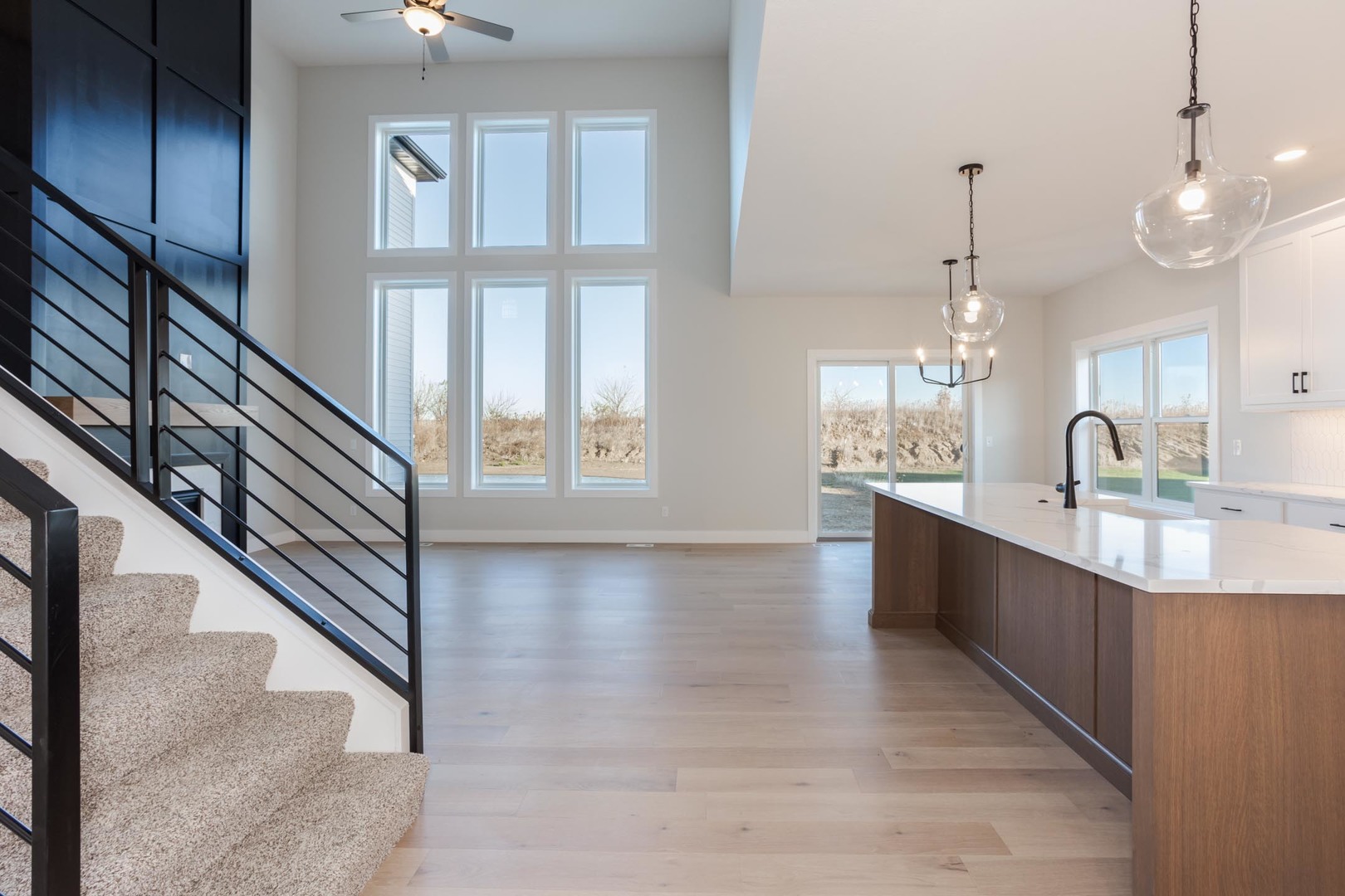Bloomington, Illinois, 61705, United States, 5 Bedrooms Bedrooms, ,4 BathroomsBathrooms,Residential,For Sale,1926281