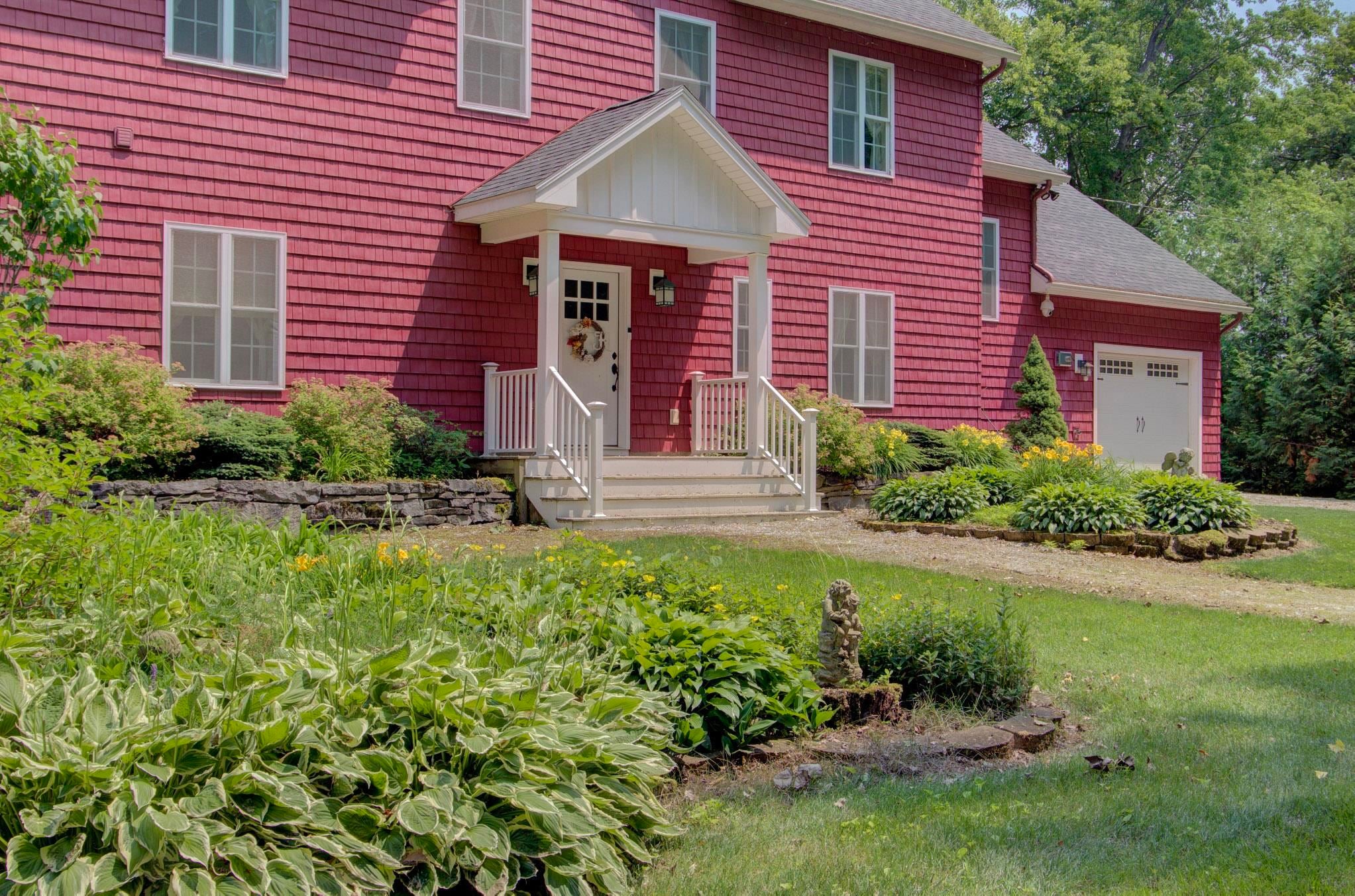 Alburgh, Vermont, 05440, United States, 5 Bedrooms Bedrooms, ,1 BathroomBathrooms,Residential,For Sale,1885348