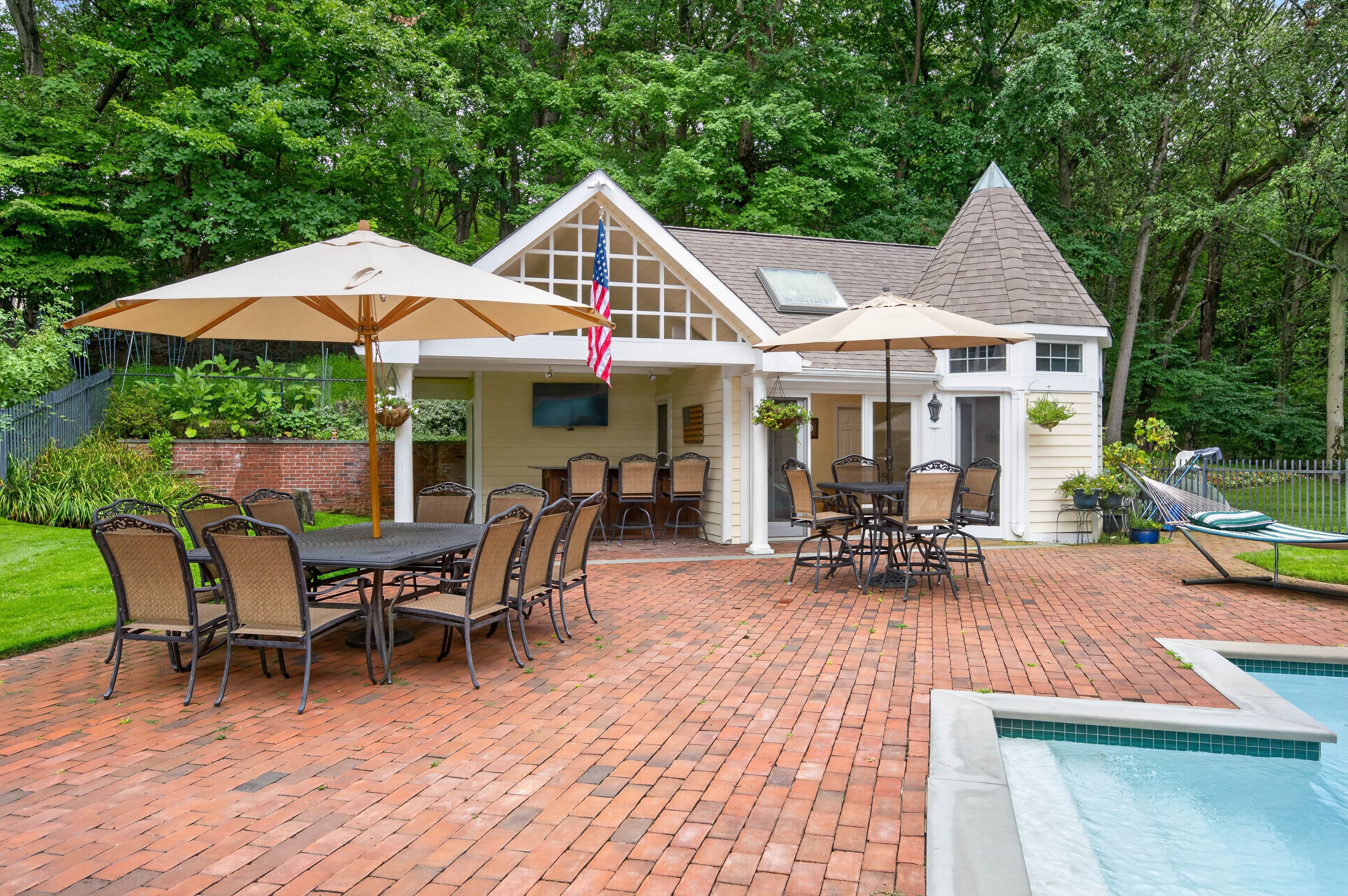  136 Cove Neck Road, Cove Neck, NY, 11771 - 物件實景