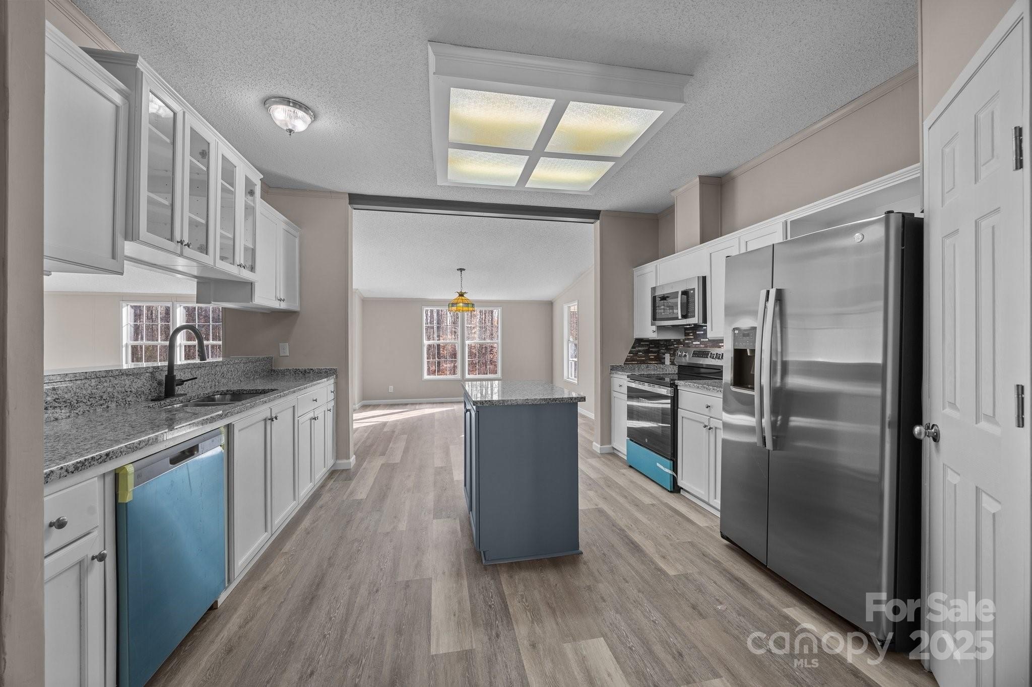 Salisbury, North Carolina, 28146, United States, 4 Bedrooms Bedrooms, ,3 BathroomsBathrooms,Residential,For Sale,1984166