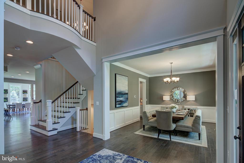 4610 Fairfax Manor Court, Chantilly, Virginia, 20151, United States, 4 Bedrooms Bedrooms, ,6 BathroomsBathrooms,Residential,For Sale,4610 Fairfax Manor Court,1430211