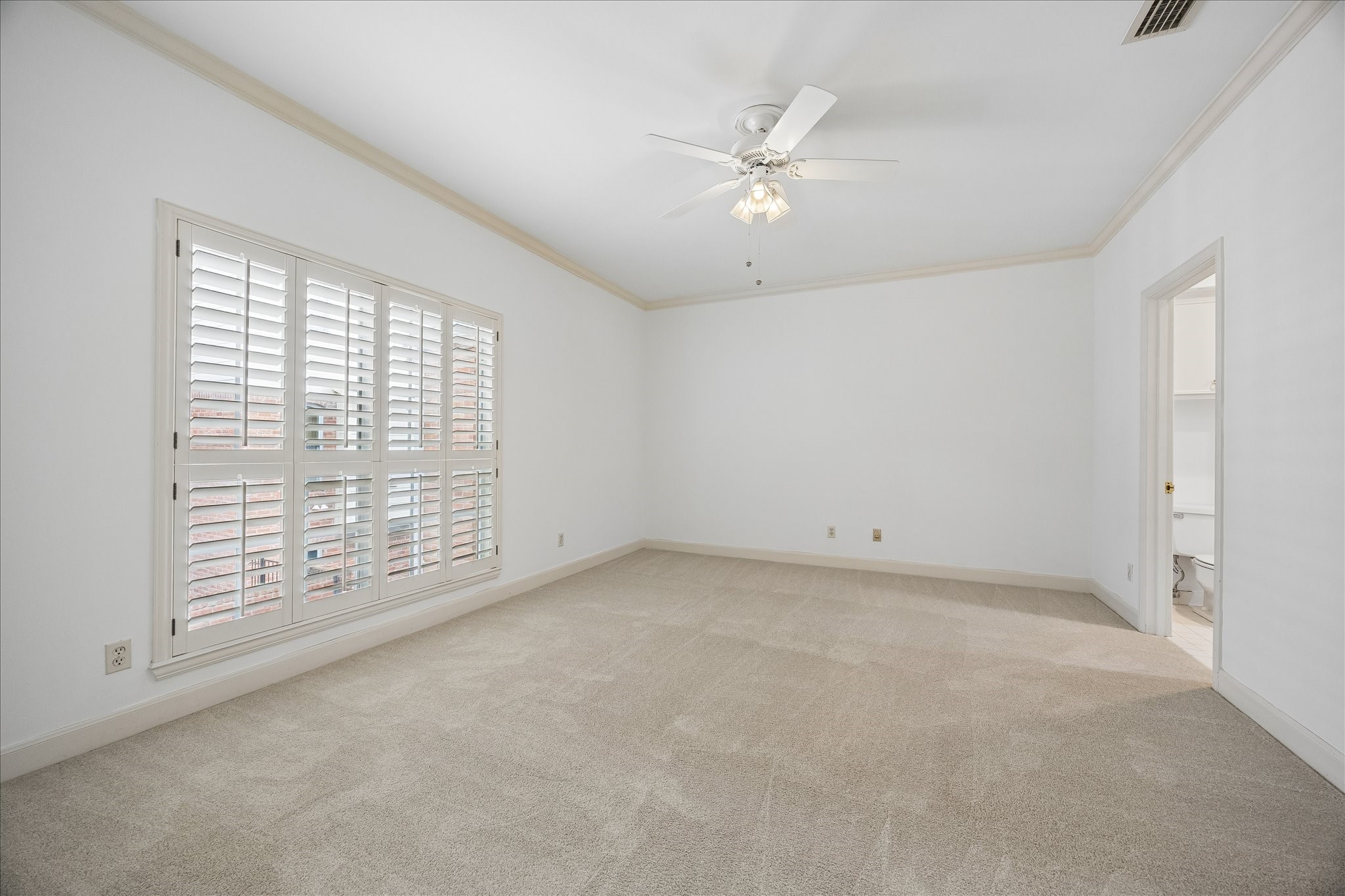  1422 Nantucket Drive C - 物件實景