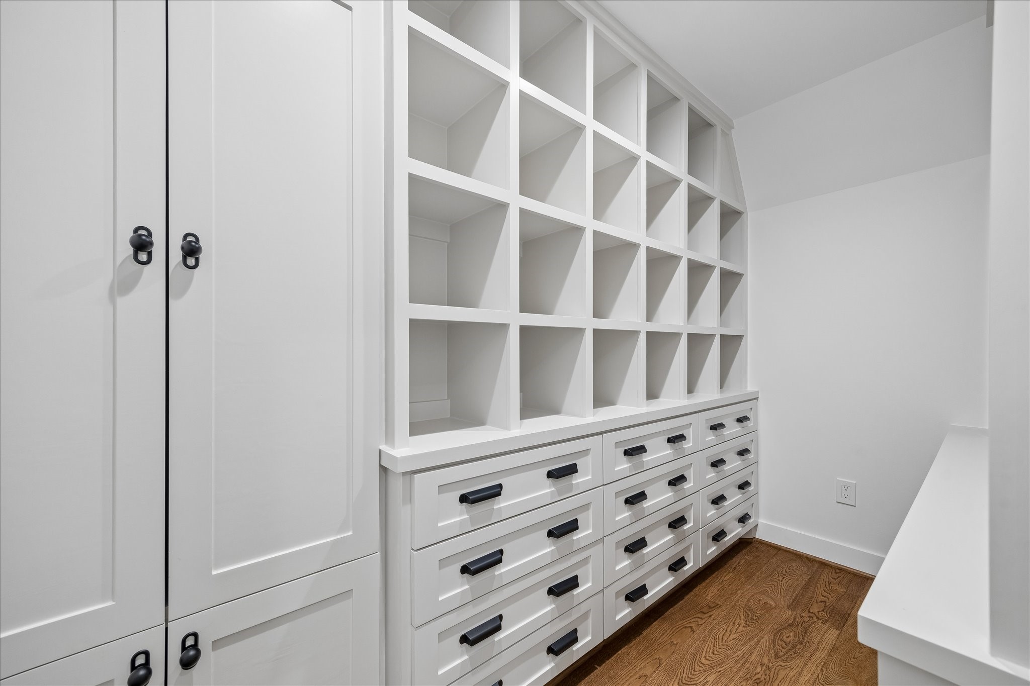  620 Stoneleigh Drive - 物件實景