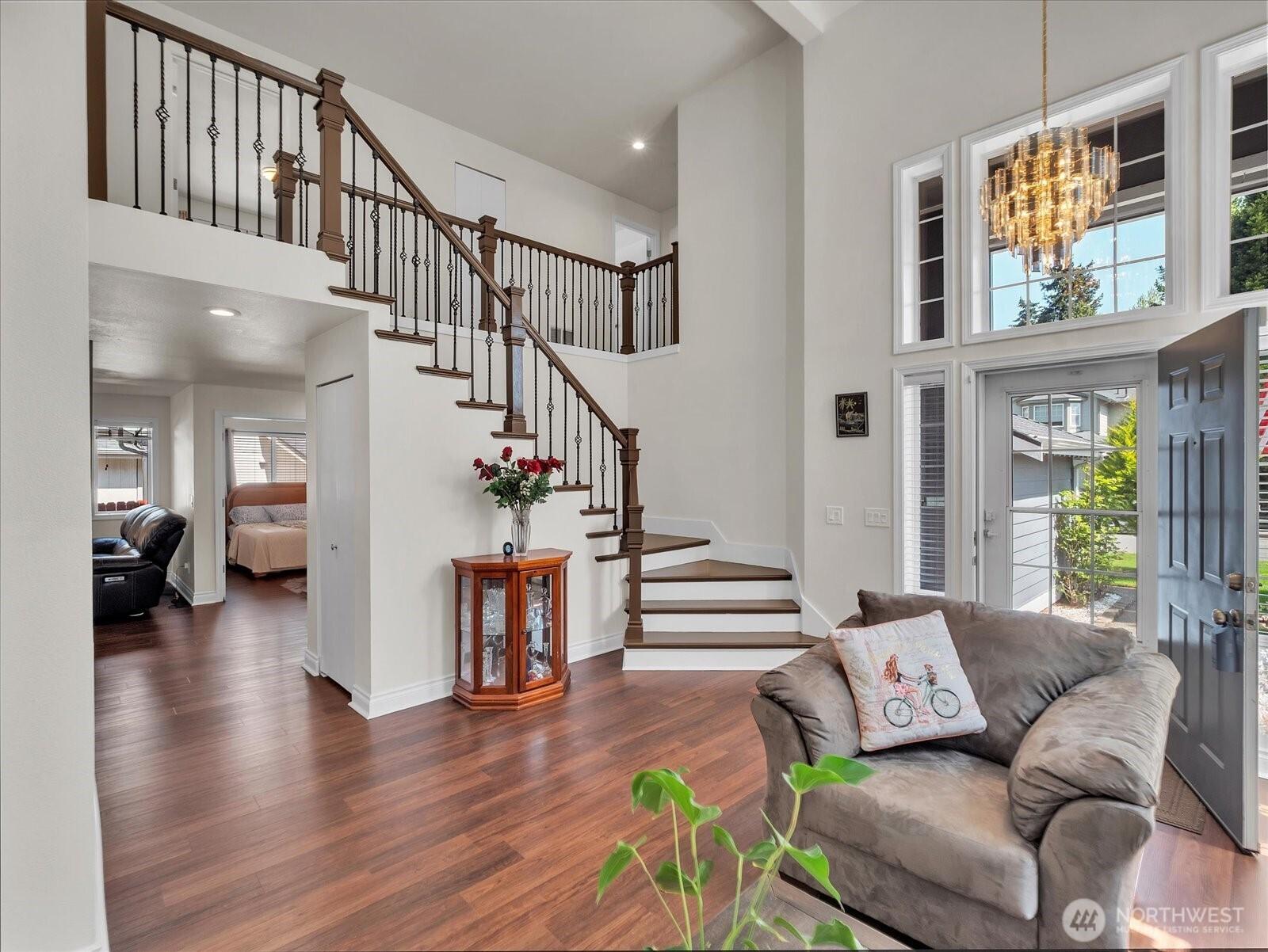FEDERAL WAY, Washington, 98003, United States, 5 Bedrooms Bedrooms, ,3 BathroomsBathrooms,Residential,For Sale,1876499