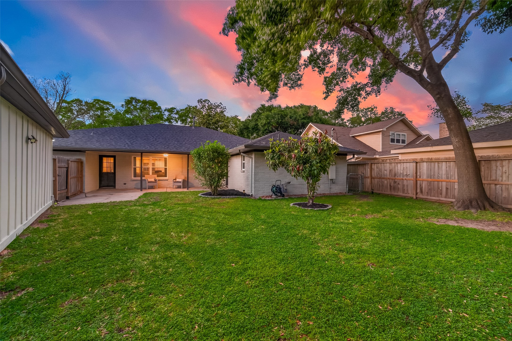  6227 Yarwell Drive - 物件實景