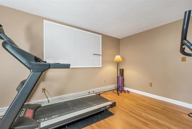 Deerfield, New Hampshire, 03037, United States, 4 Bedrooms Bedrooms, ,1 BathroomBathrooms,Residential,For Sale,1902997