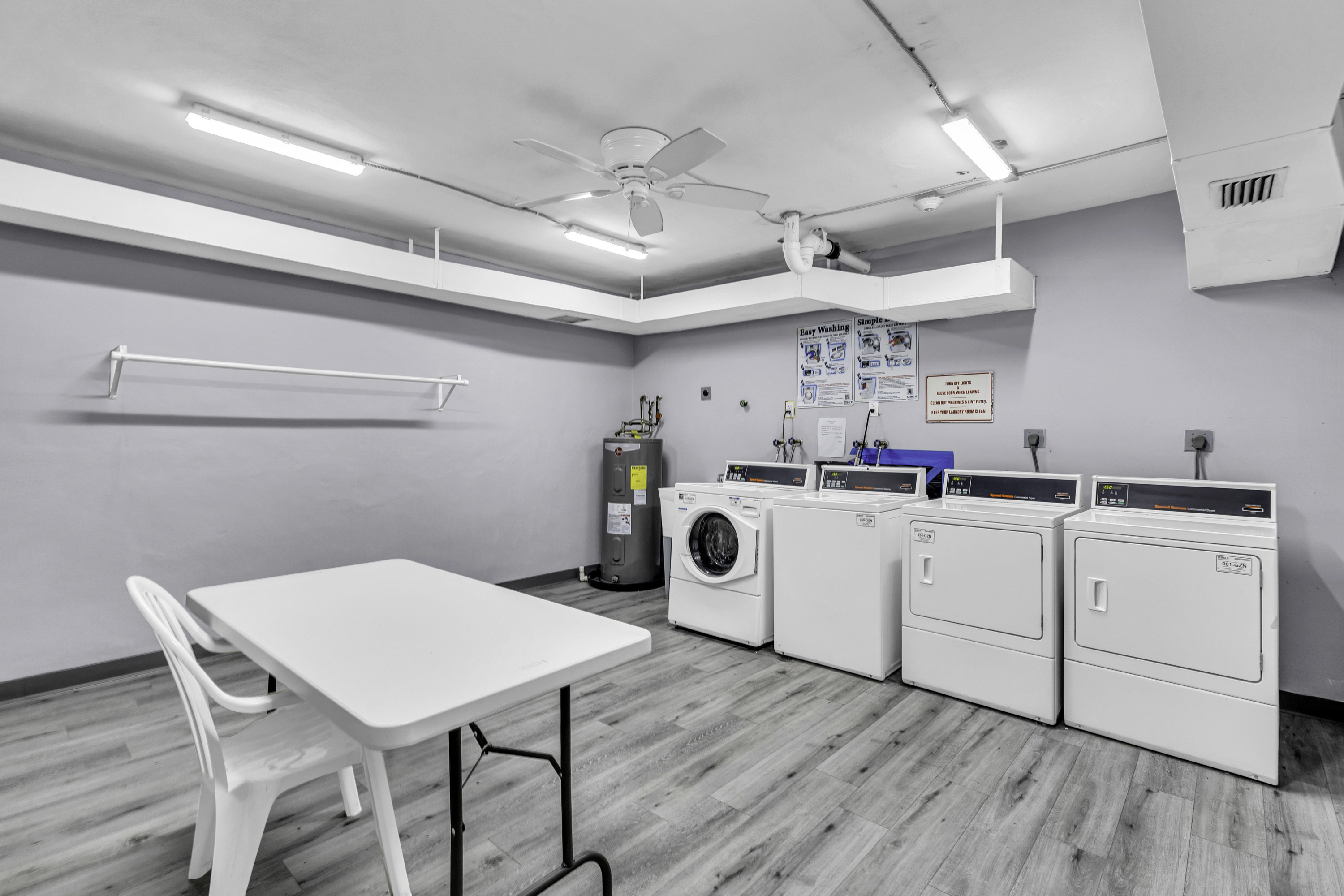  4200 Hillcrest Dr, Hollywood, FL, 33021 - 物件實景