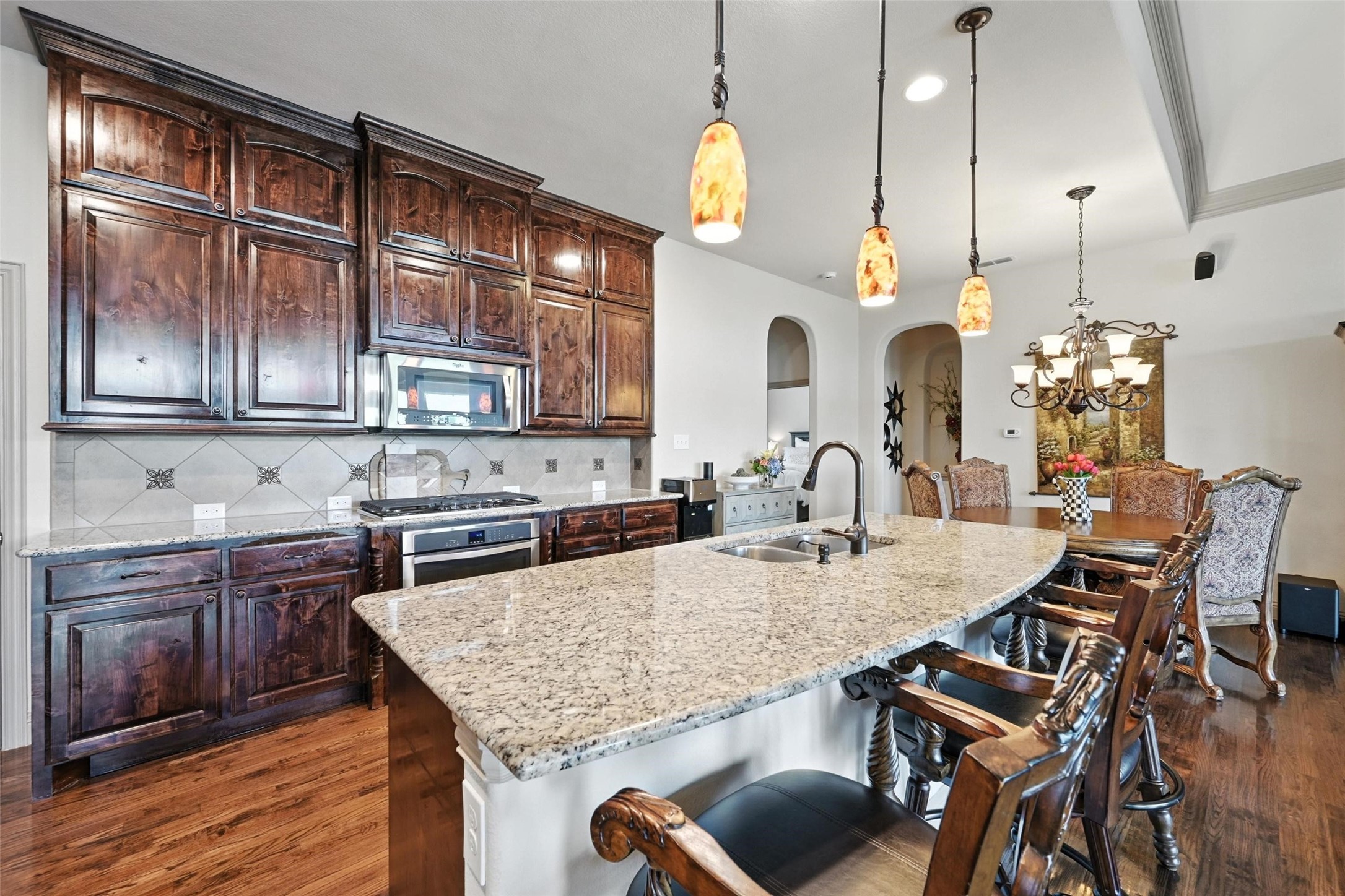 Denton, Texas, 76210, United States, 3 Bedrooms Bedrooms, ,3 BathroomsBathrooms,Residential,For Sale,1932168