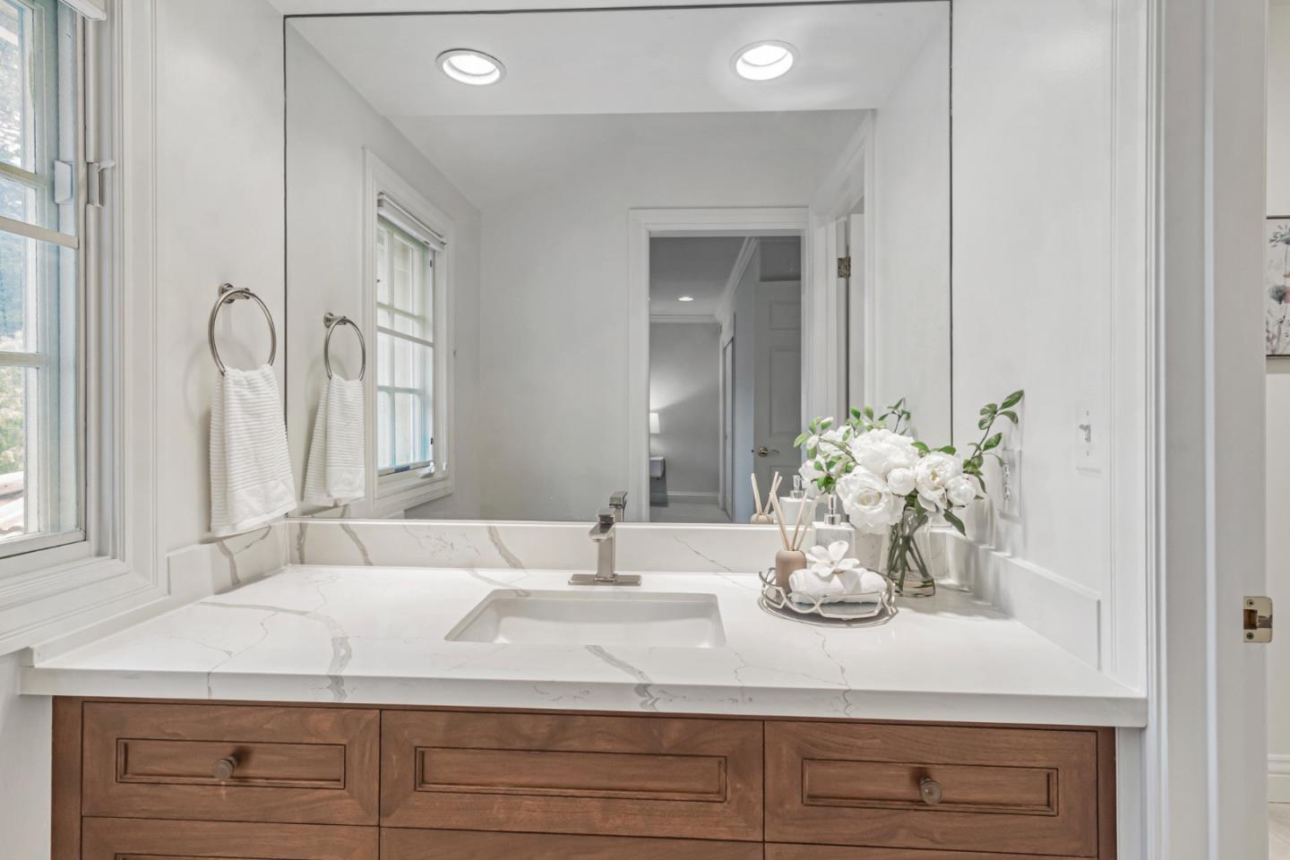 San Carlos, California, 94070, United States, 5 Bedrooms Bedrooms, ,5 BathroomsBathrooms,Residential,For Sale,1700172