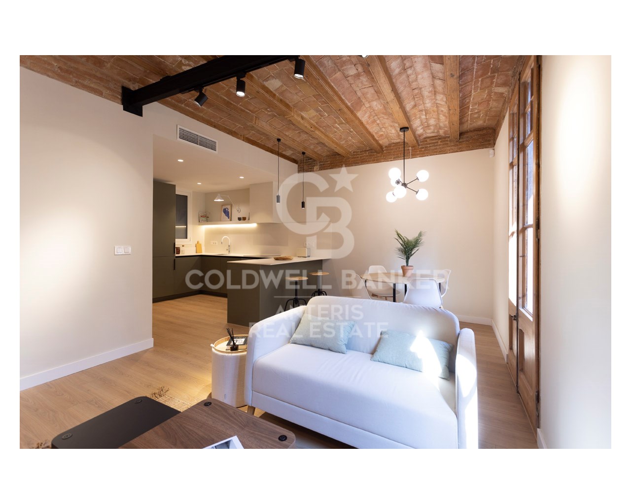 Barcelona, Barcelona, Gr?cia, Vila de Gr?cia Barce, Barcelona, Catalonia, ES, 3 Bedrooms Bedrooms, ,1 BathroomBathrooms,Residential,For Sale,Barcelona, Barcelona, Gr?cia, Vila de Gr?cia Barce,1583287