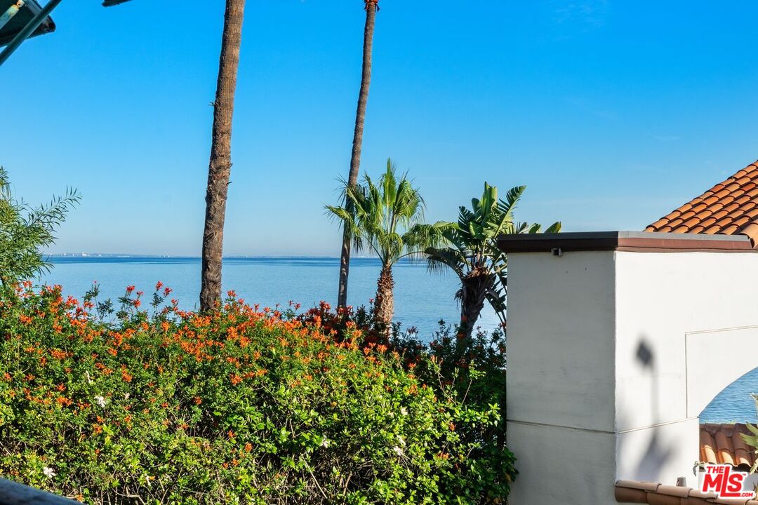 Malibu, California, 90265, United States, ,1 BathroomBathrooms,Residential,For Sale,1999798