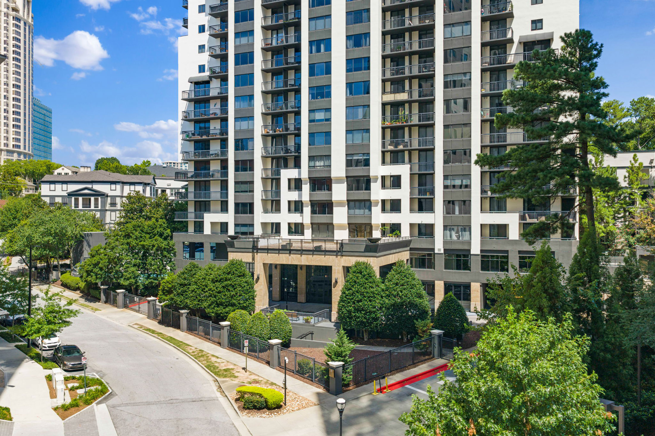  Easy, Elevated Living in the Heart of Buckhead - 物件實景
