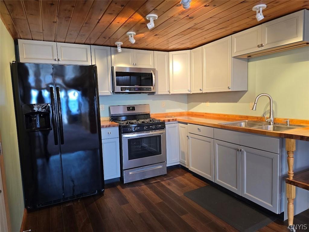 554 State Route 49, Cleveland, New York, 13042, United States, 4 Bedrooms Bedrooms, ,3 BathroomsBathrooms,Residential,For Sale,554 State Route 49,1623354