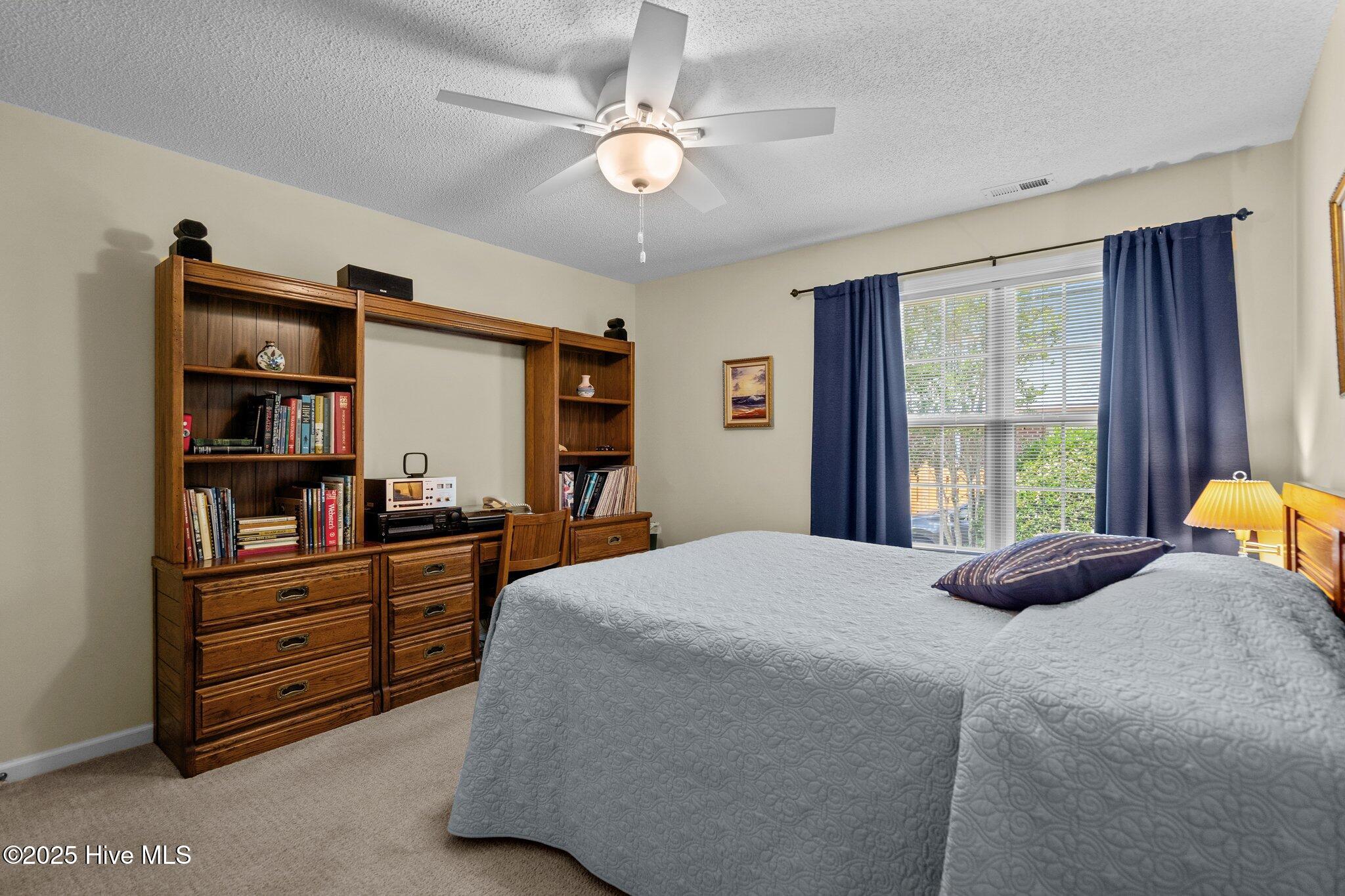 Wilmington, North Carolina, 28411, United States, 4 Bedrooms Bedrooms, ,3 BathroomsBathrooms,Residential,For Sale,1874008