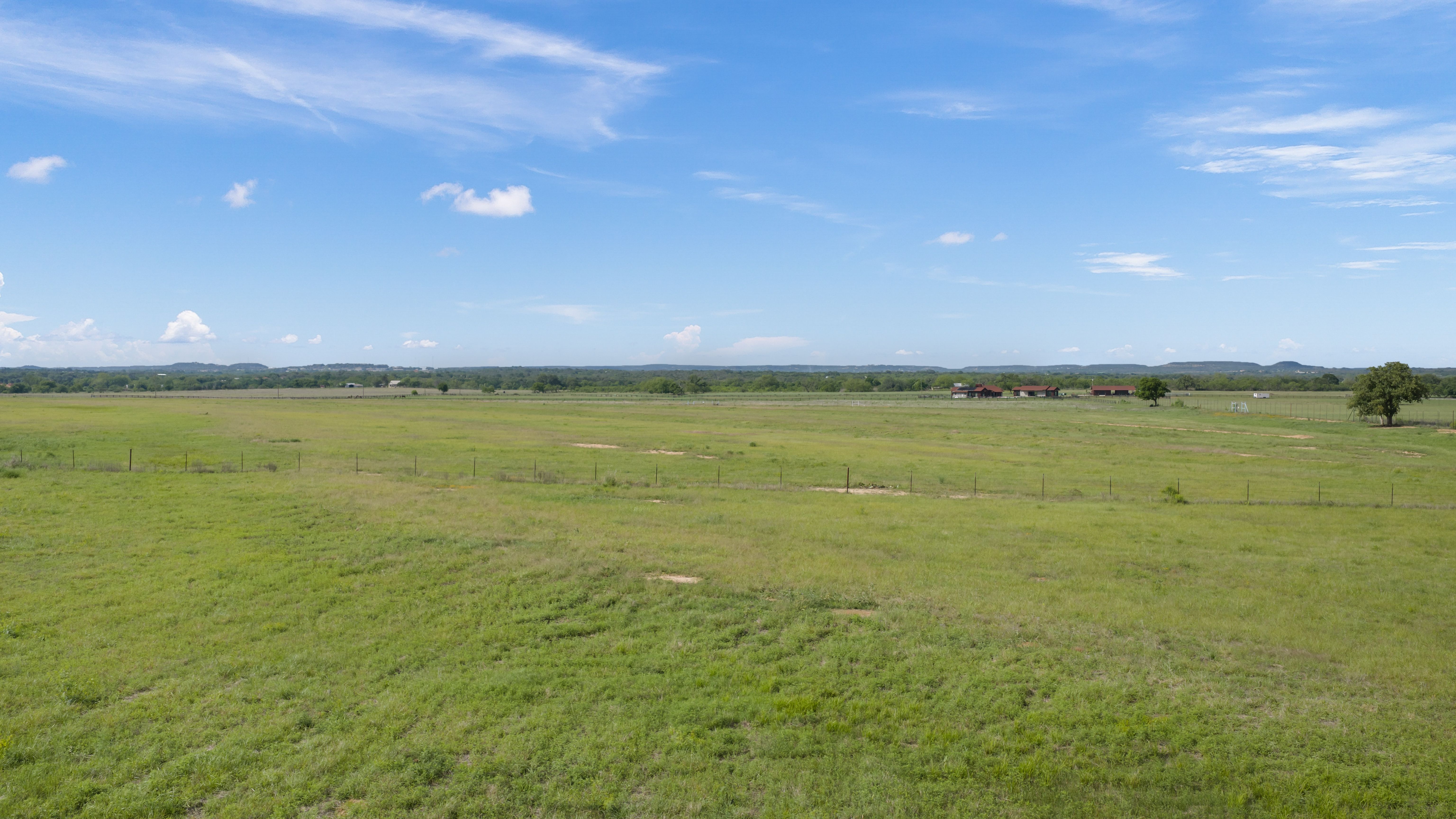  466 German Lane, Fredericksburg, TX 78624 - 物件實景