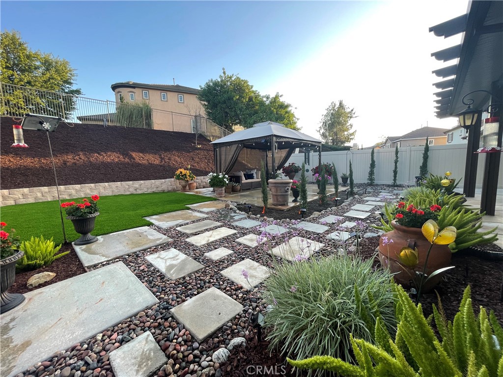 Murrieta, California, 92562, United States, 3 Bedrooms Bedrooms, ,4 BathroomsBathrooms,Residential,For Sale,1880492