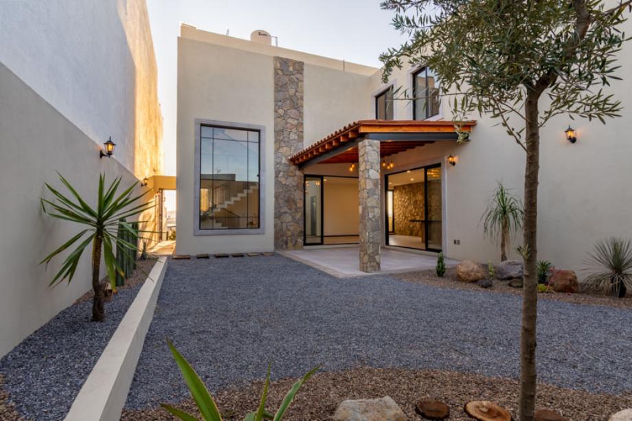 Esteponia, San Miguel de Allende, Guanajuato, 37797, Mexico, 4 Bedrooms Bedrooms, ,4 BathroomsBathrooms,Residential,For Sale,Esteponia,1620585