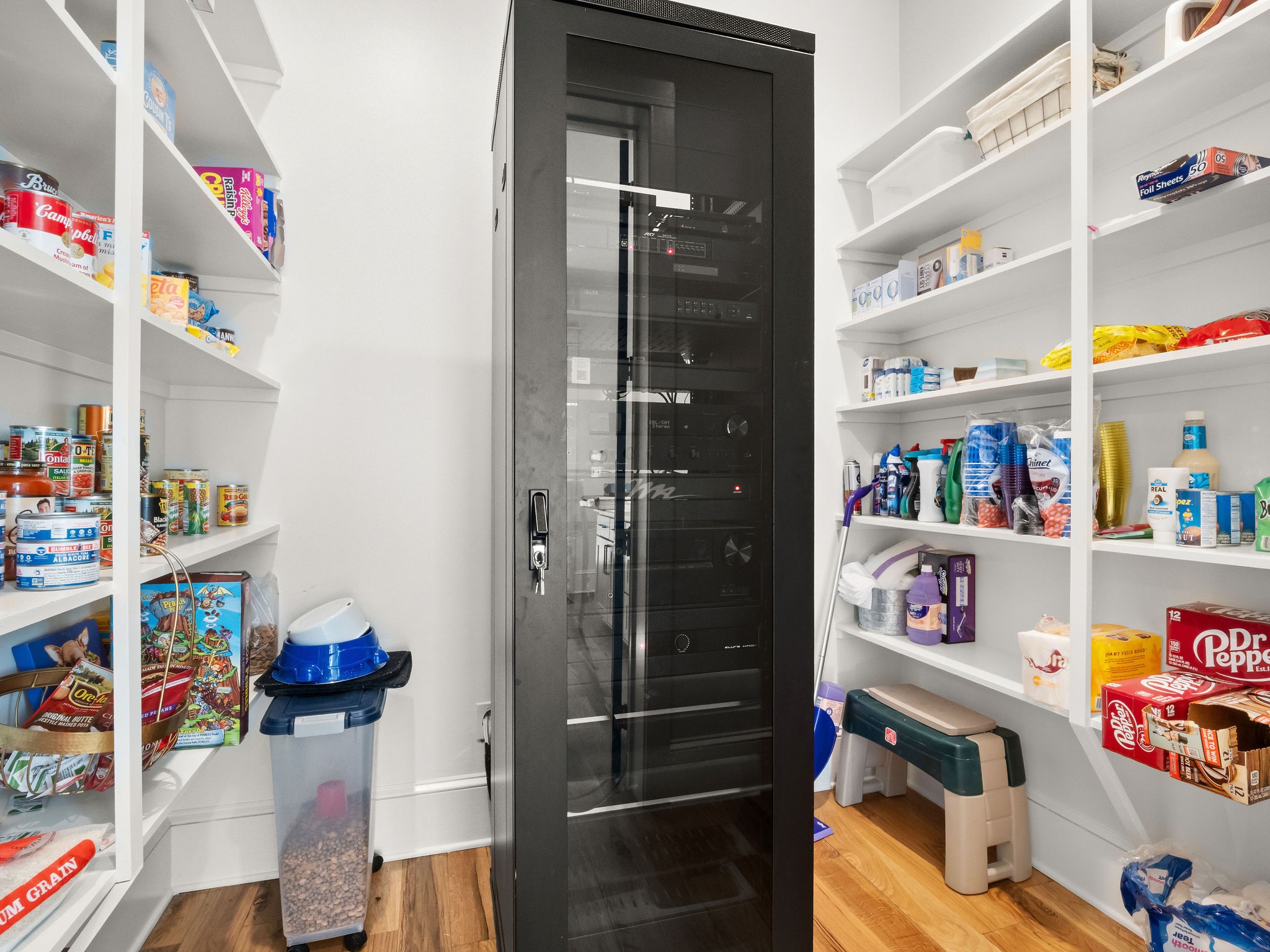 Many, Louisiana, 71449, United States, 3 Bedrooms Bedrooms, ,4 BathroomsBathrooms,Residential,For Sale,1998076