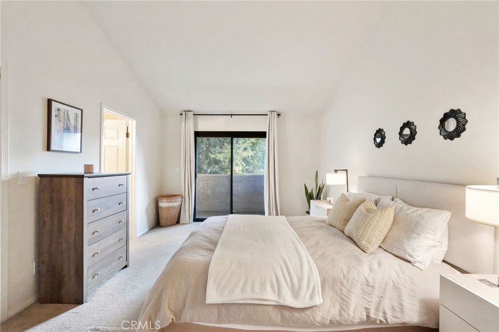 Lake Balboa, California, 91406, United States, 3 Bedrooms Bedrooms, ,3 BathroomsBathrooms,Residential,For Sale,1992024