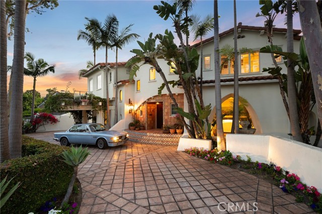 Los Angeles, California, 90064, United States, 6 Bedrooms Bedrooms, ,3 BathroomsBathrooms,Residential,For Sale,1977157