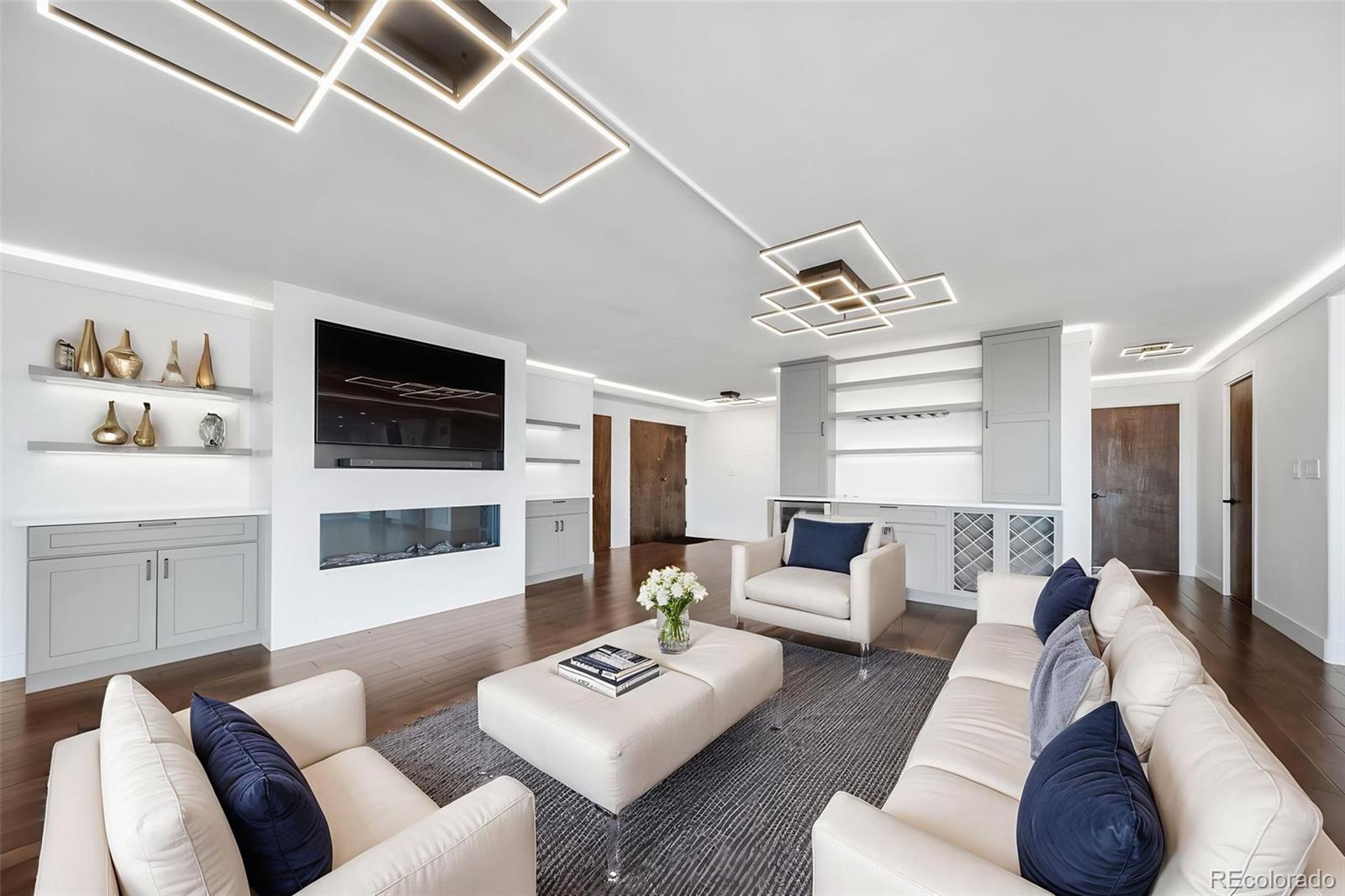 Denver, Colorado, 80202, United States, 3 Bedrooms Bedrooms, ,1 BathroomBathrooms,Residential,For Sale,2001728